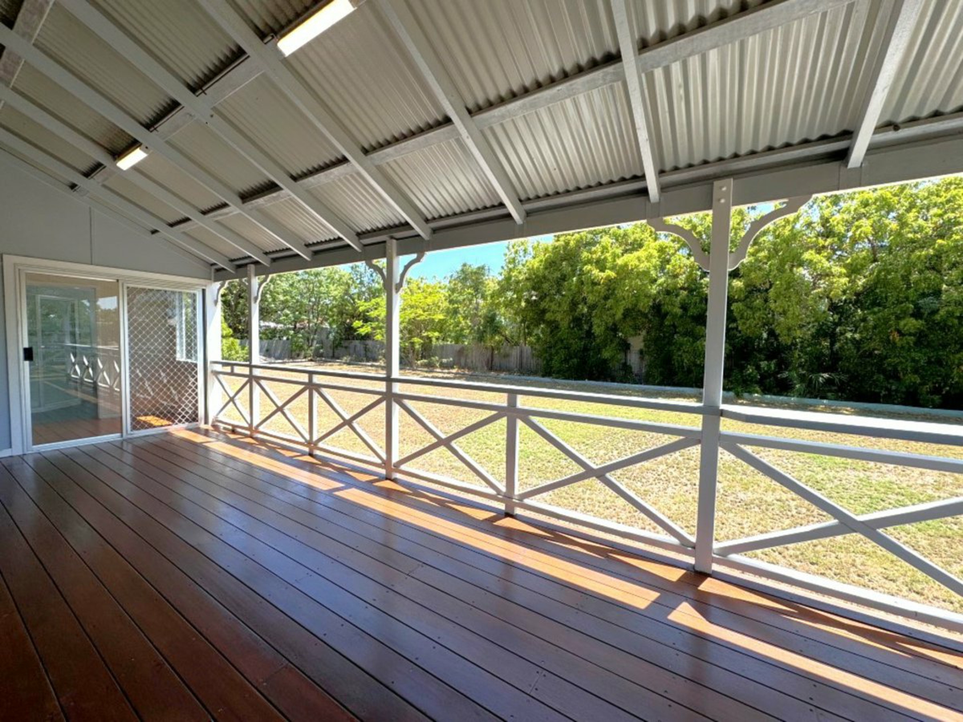 12 Dalrymple Street, BOWEN