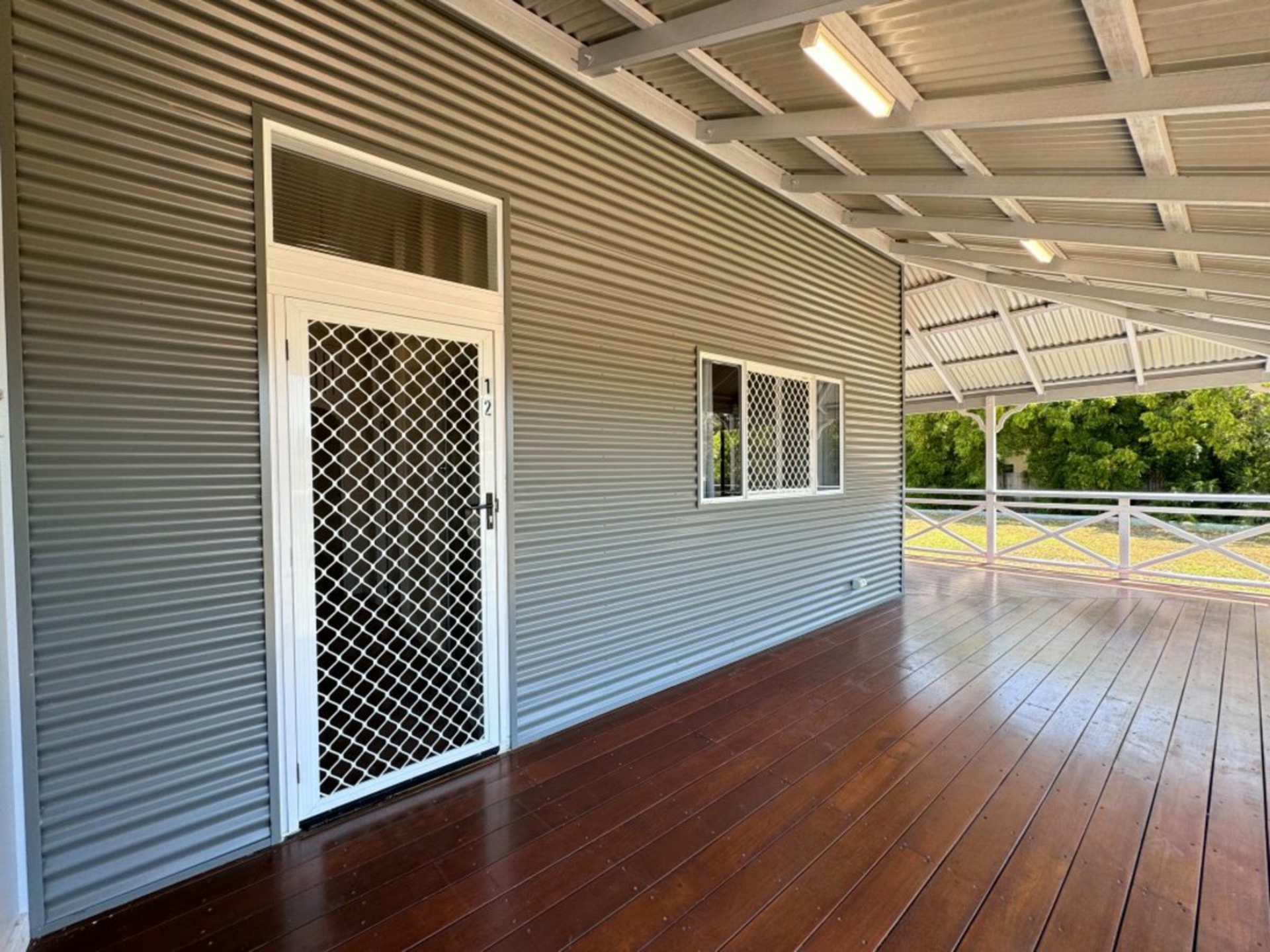 12 Dalrymple Street, BOWEN