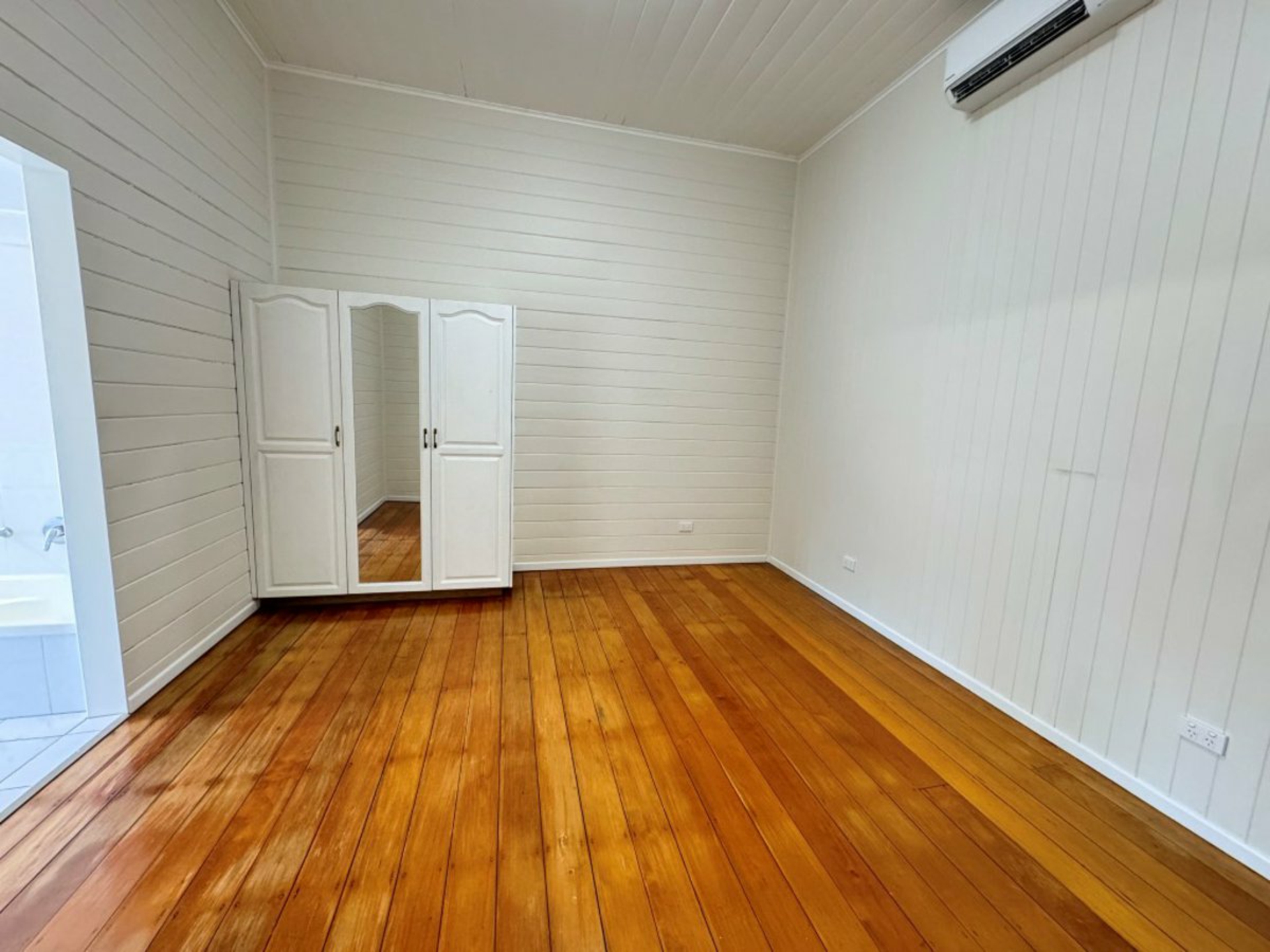12 Dalrymple Street, BOWEN