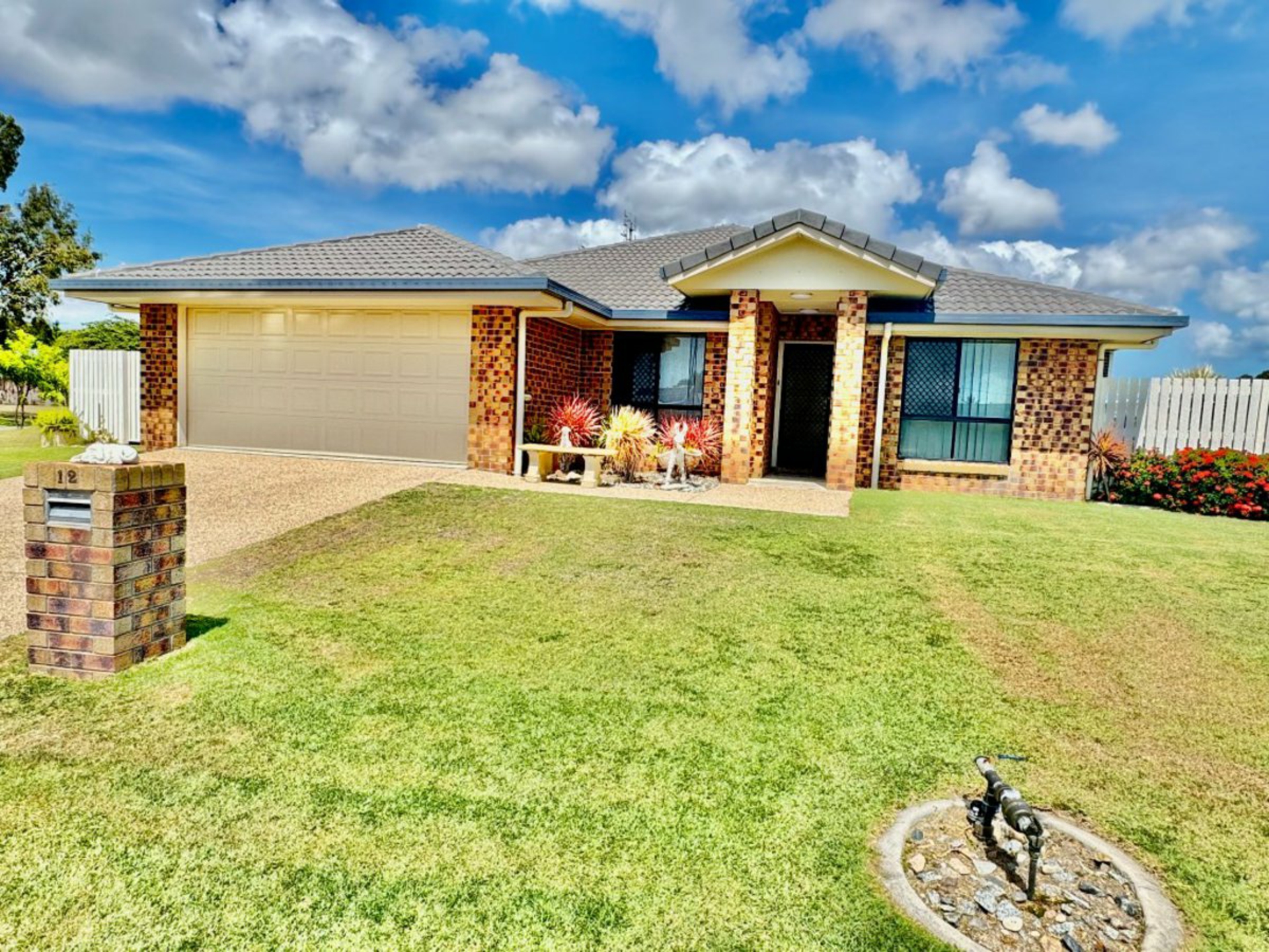 12 Summer Place, BOWEN