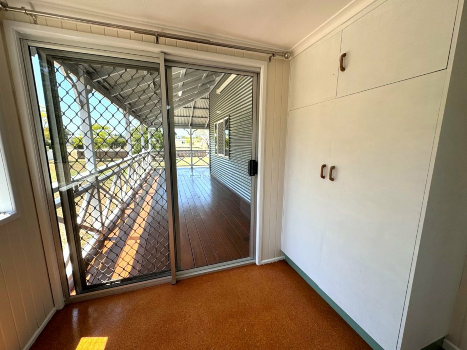 12 Dalrymple Street, BOWEN