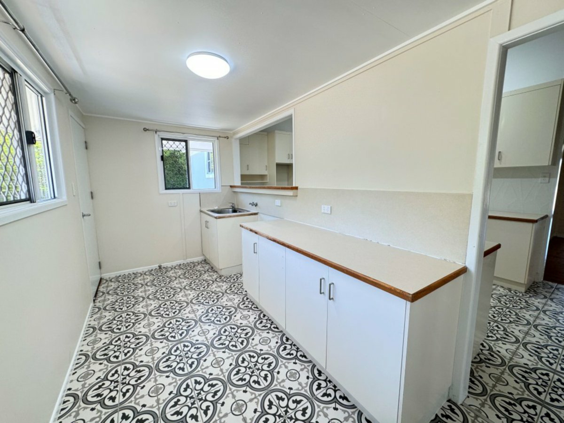 12 Dalrymple Street, BOWEN