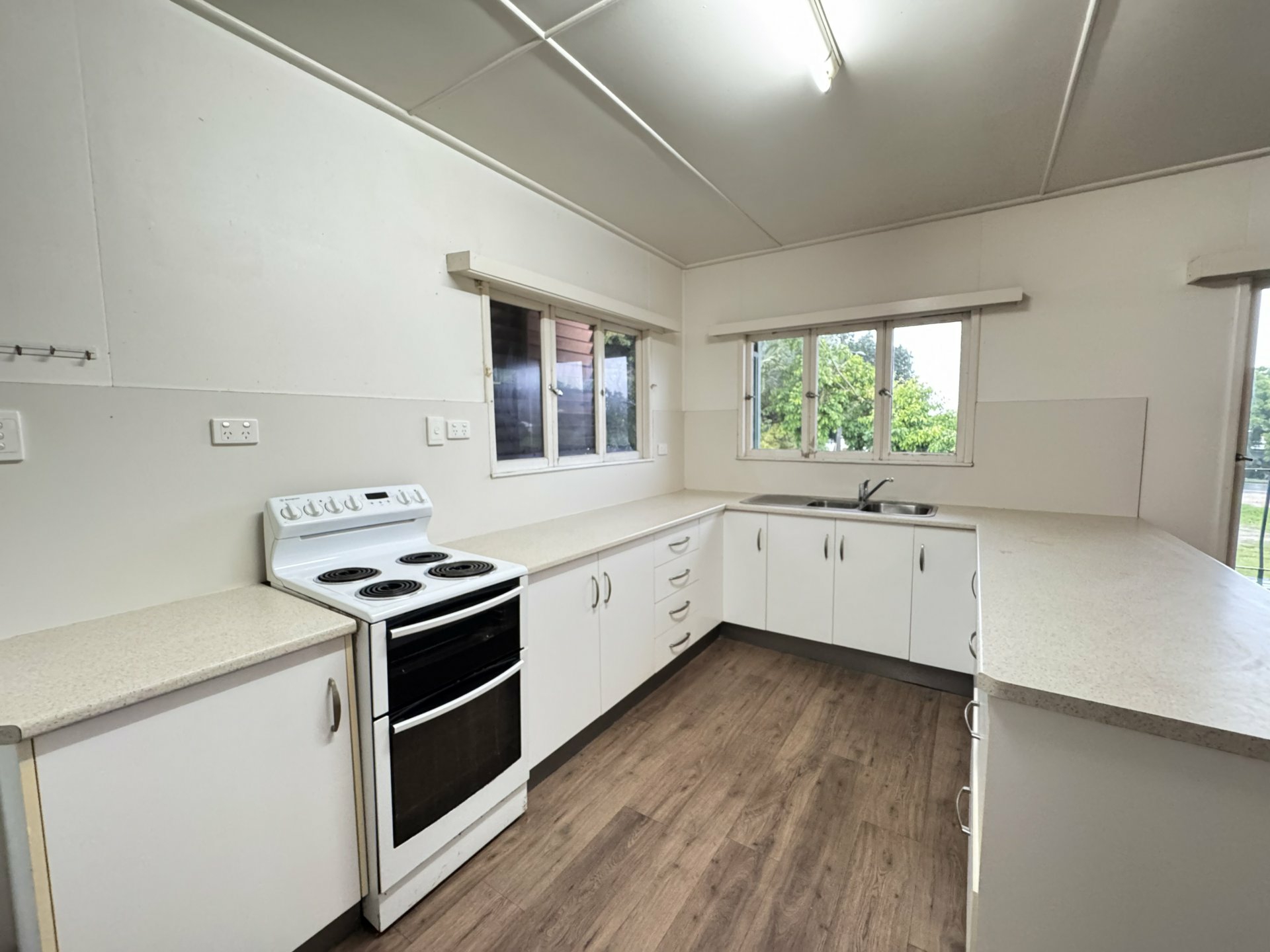 5 Don Street, BOWEN