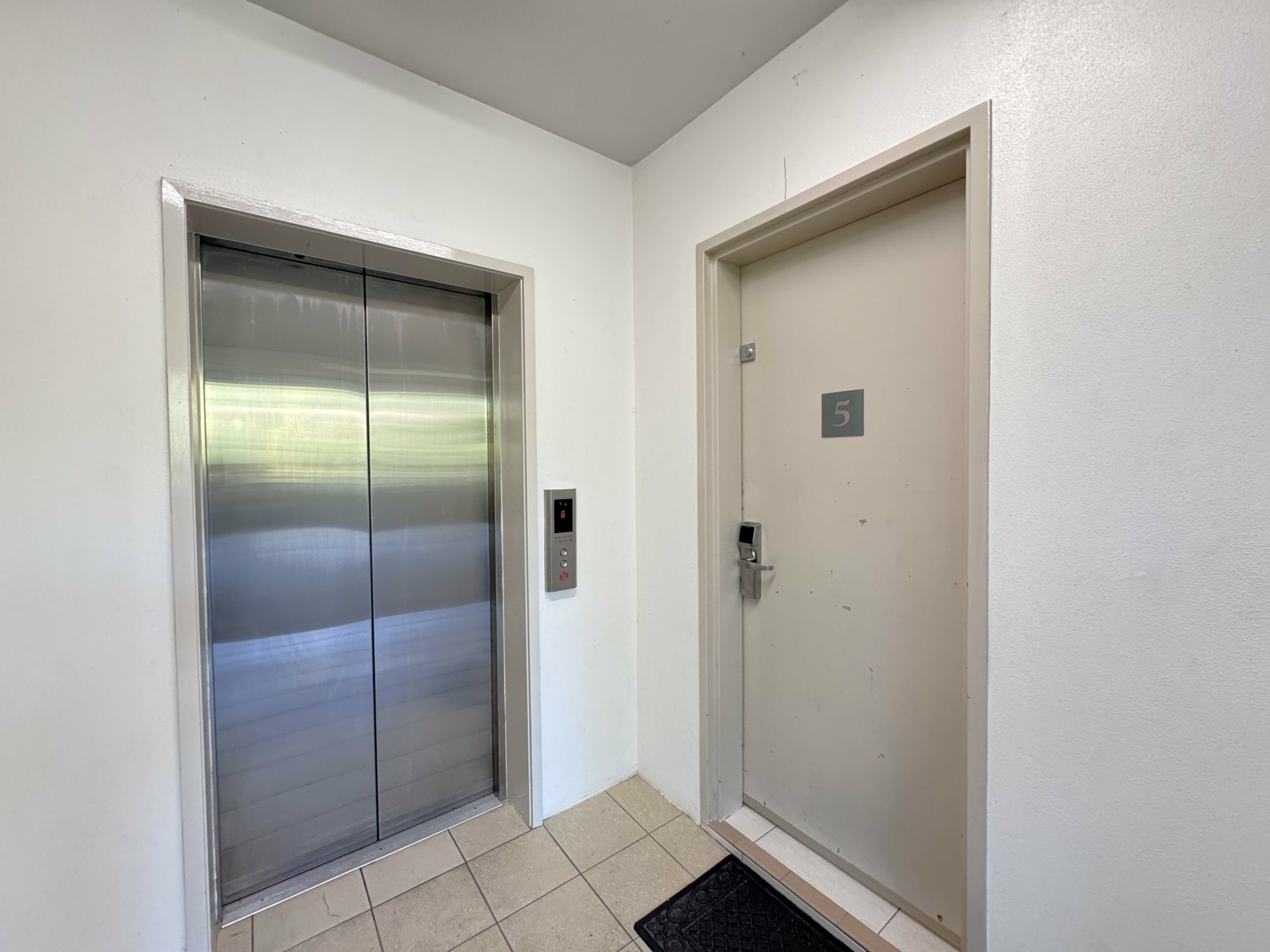 Apartment 5/2B Horseshoe Bay Road, BOWEN