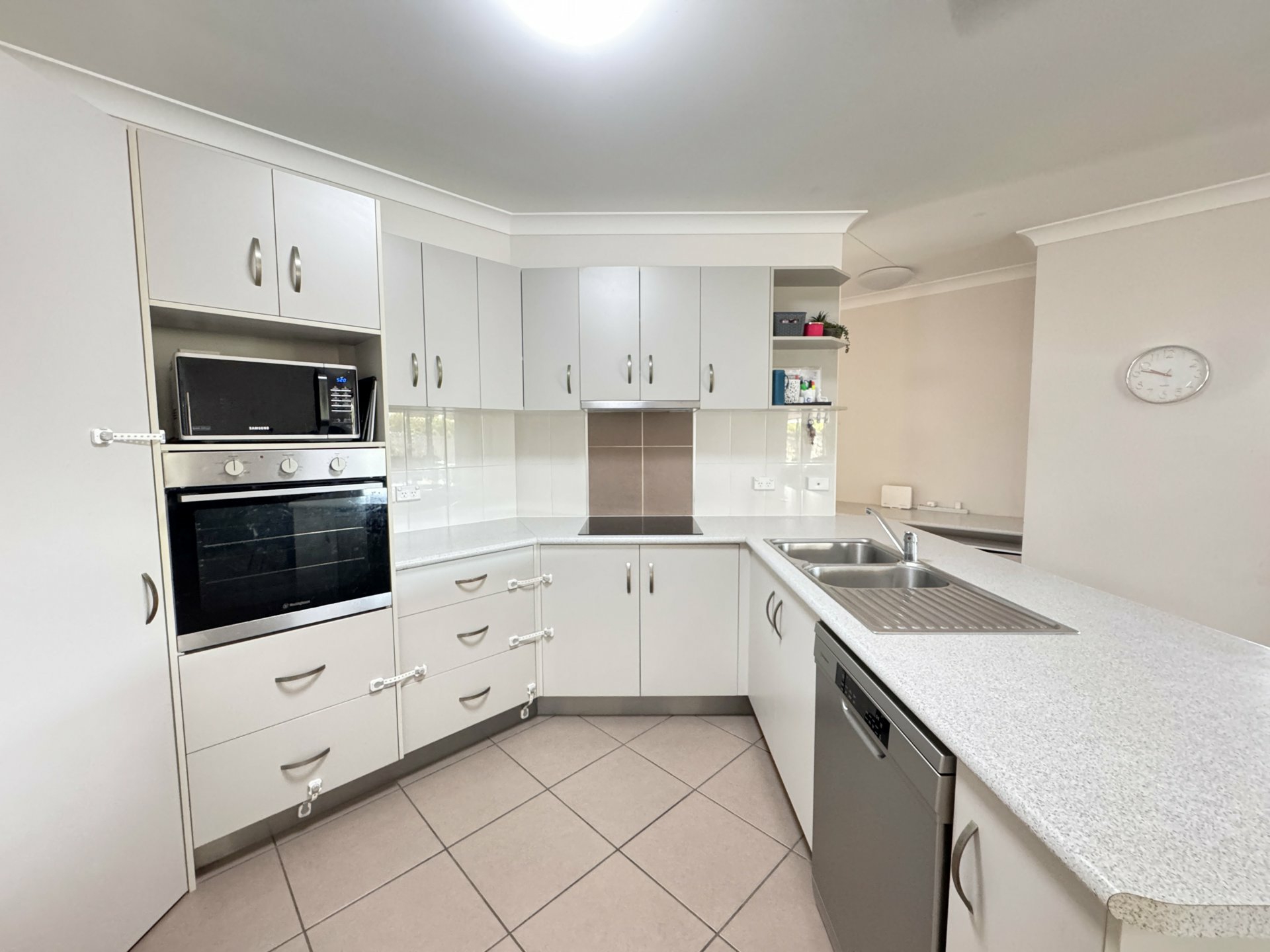 12 Cowrie Street, BOWEN