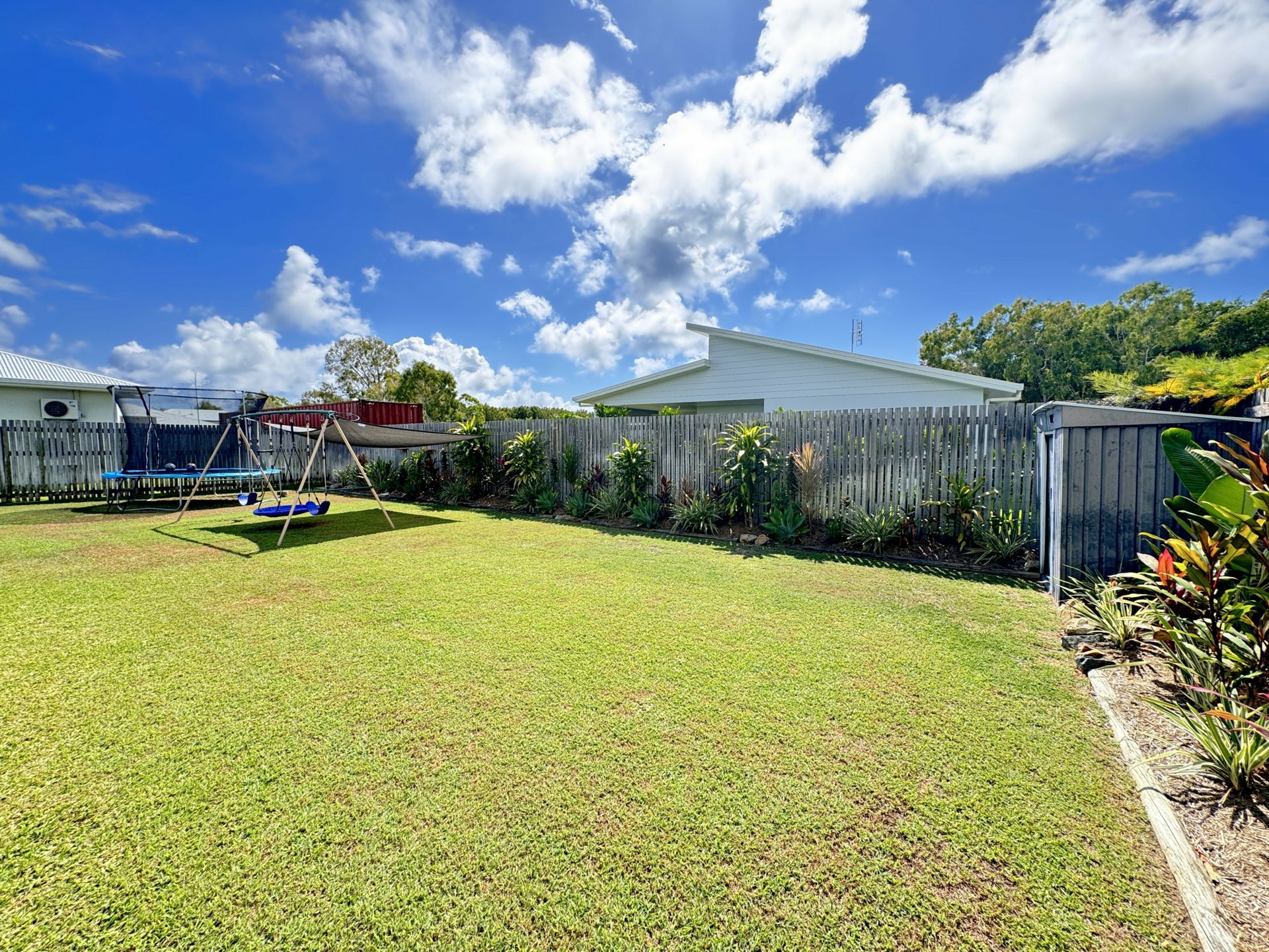 12 Cowrie Street, BOWEN