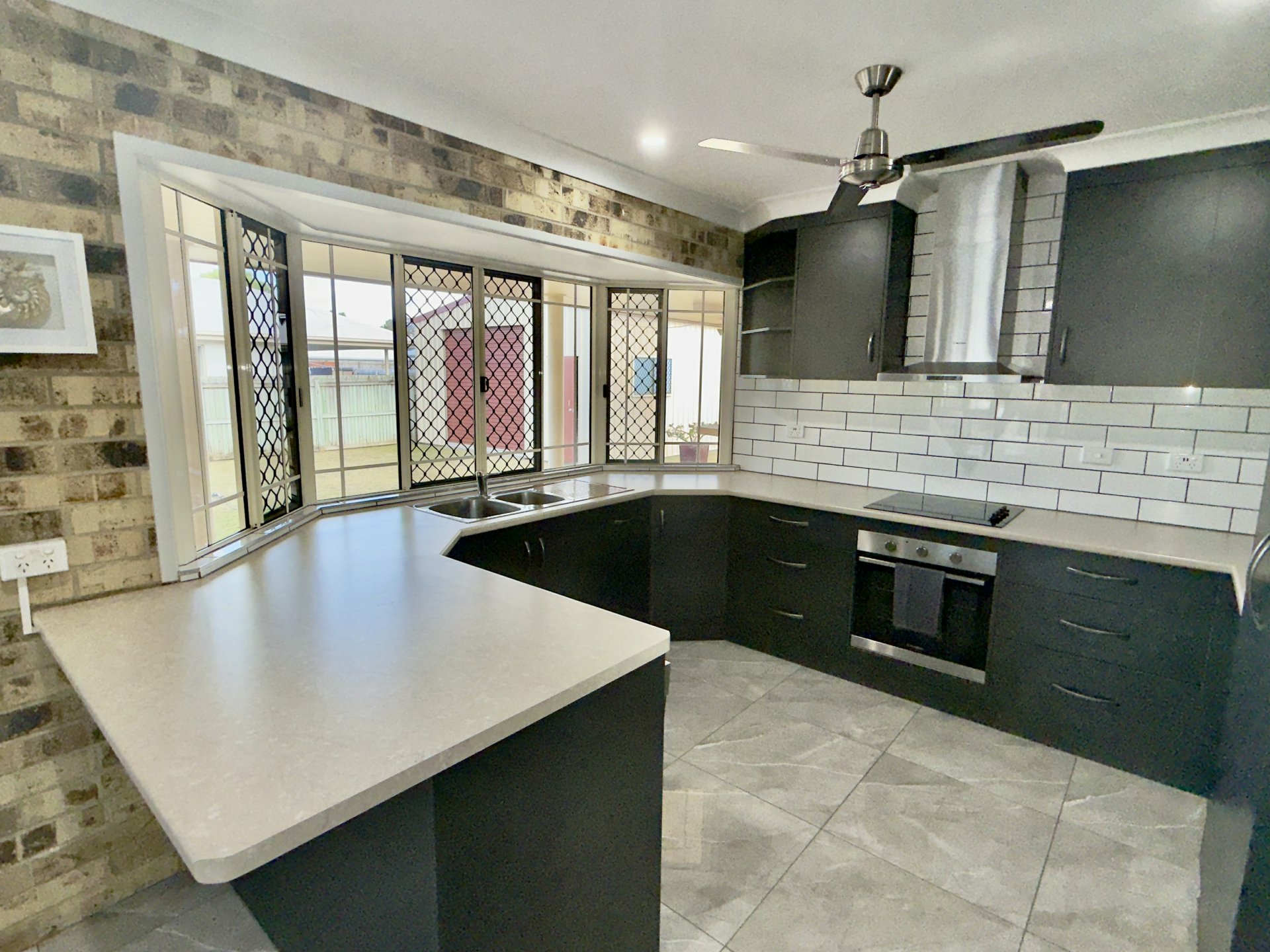 9 Oak Crescent, BOWEN