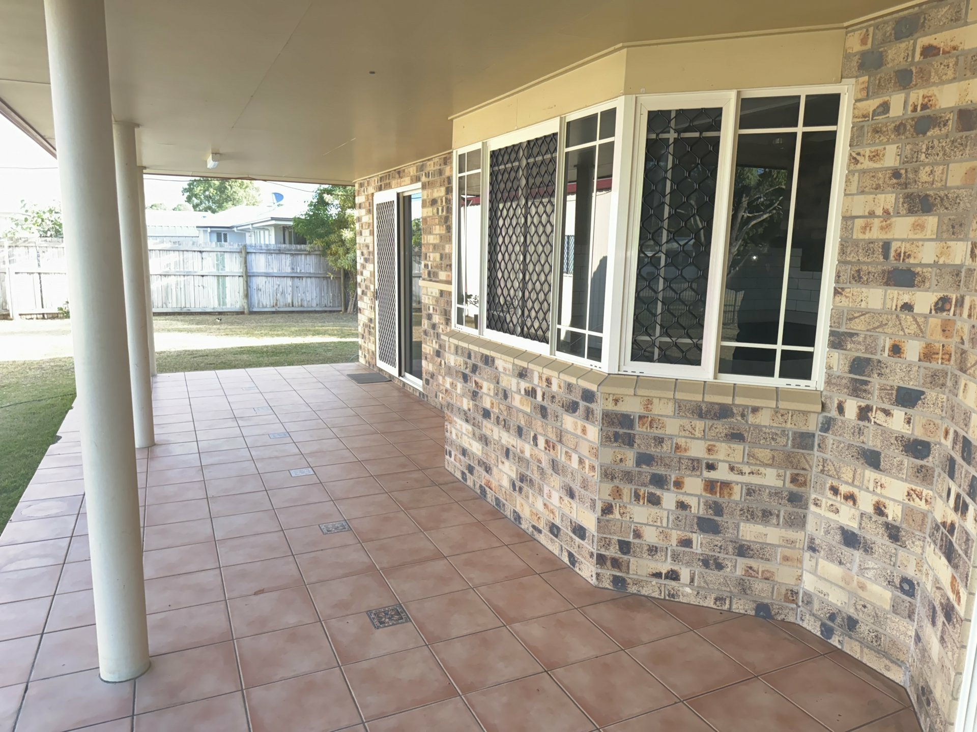 9 Oak Crescent, BOWEN