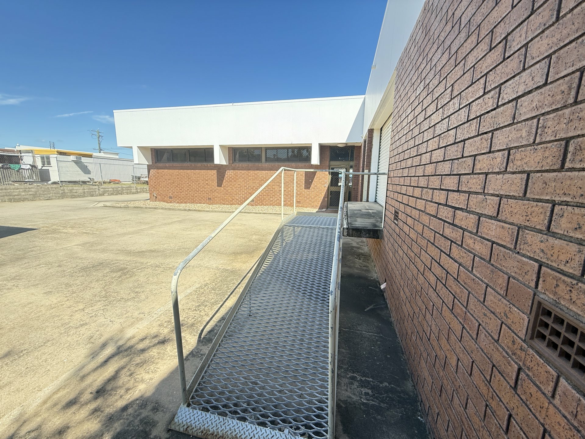 16 Gregory St, BOWEN