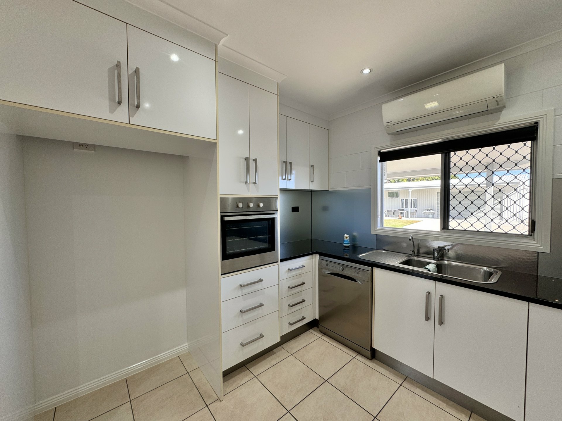 3 Hill Street, BOWEN