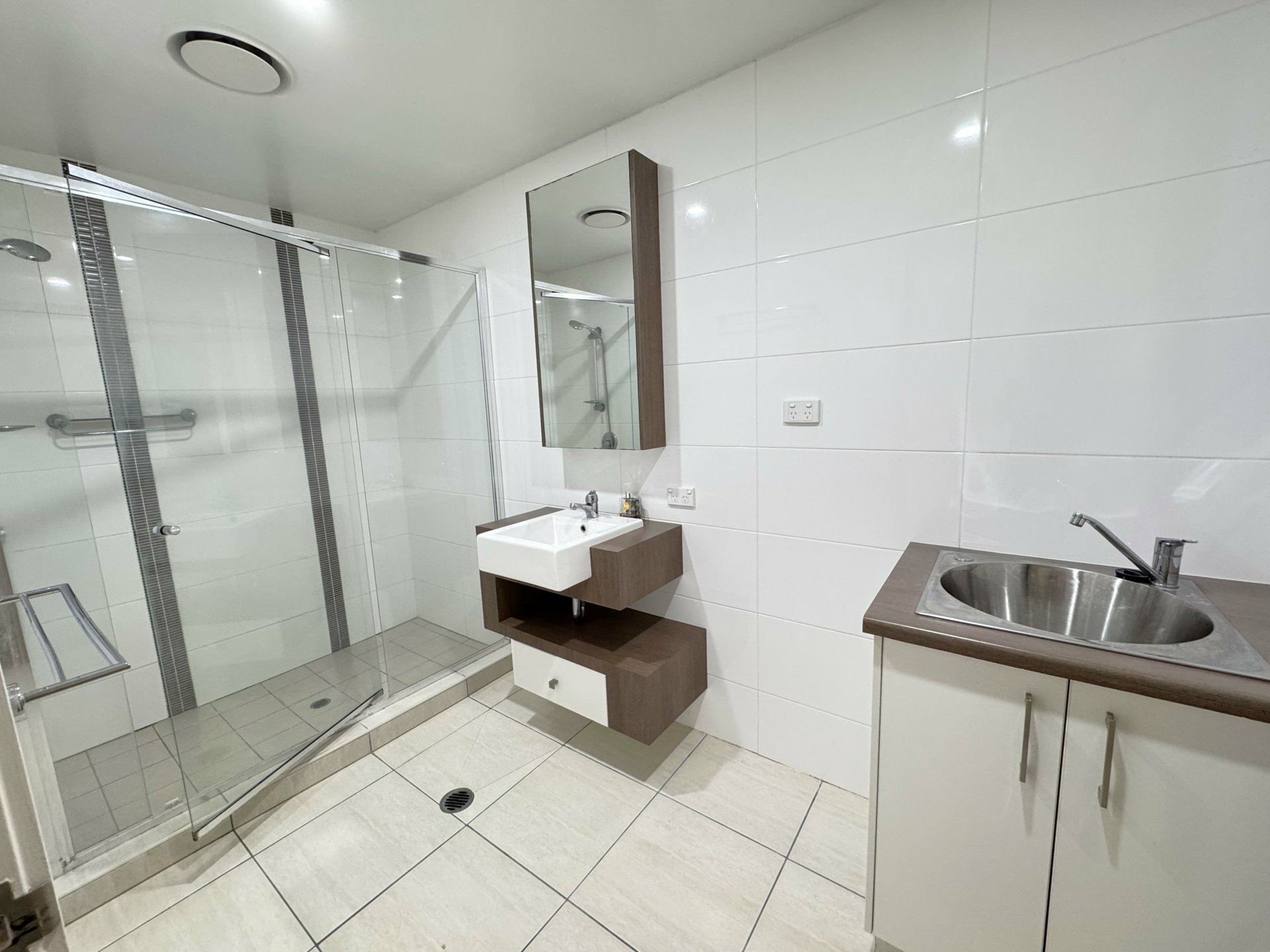 CORAL COVE APARTMENTS Apartment 5/2B Horseshoe Bay Road — photo 25 of 30