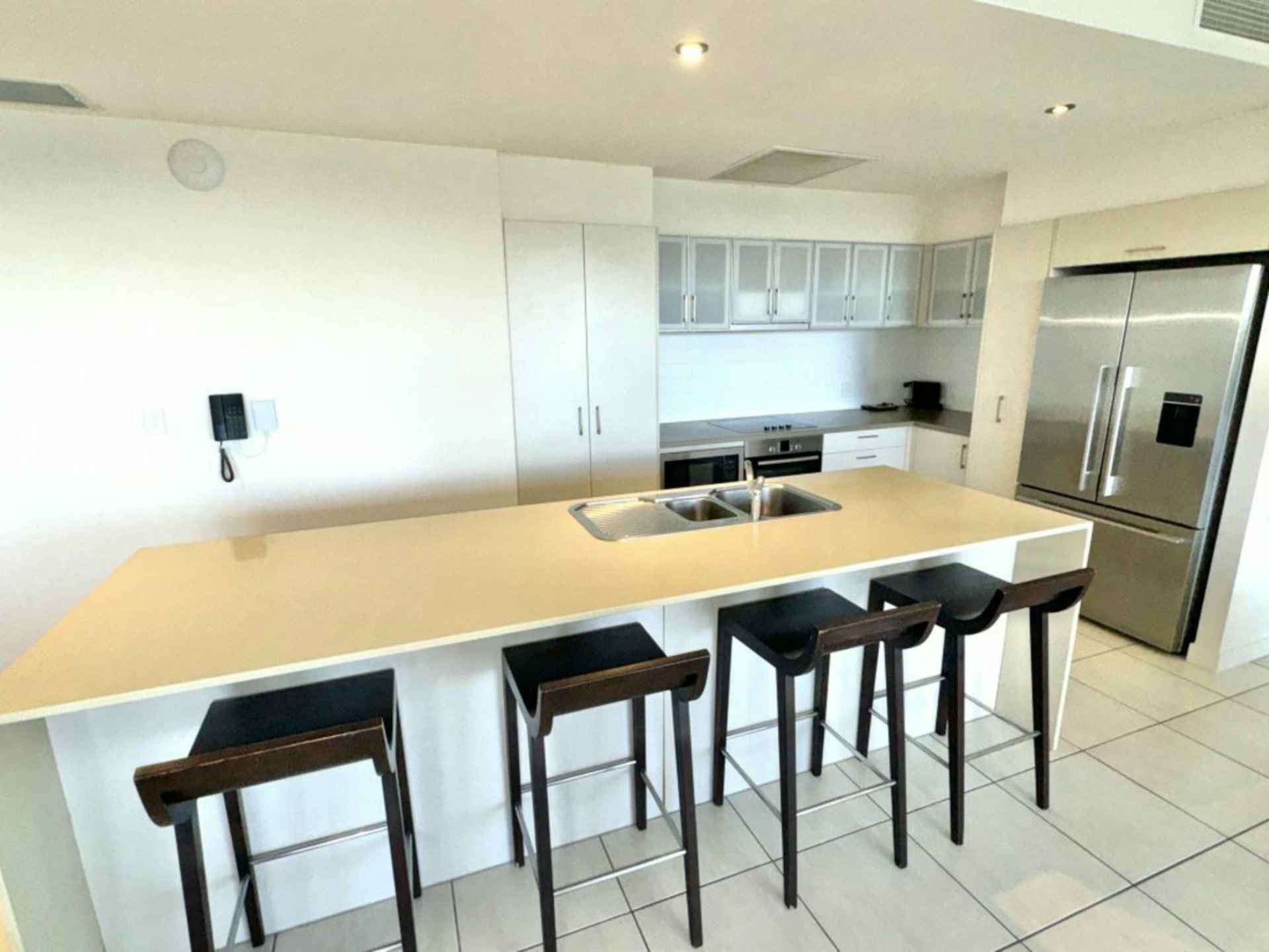2/2B Horseshoe Bay Road, Coral Cove Apartments, BOWEN