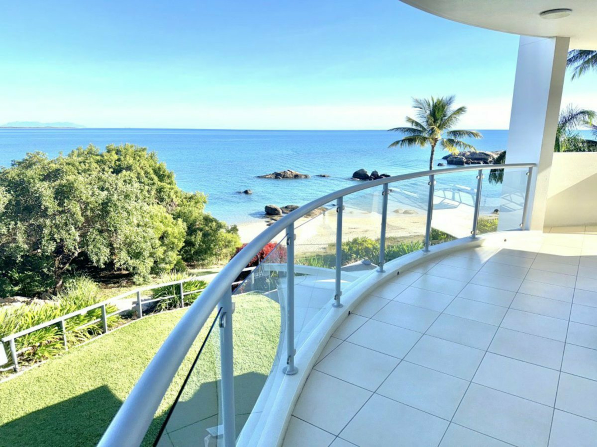 2/2B Horseshoe Bay Road, Coral Cove Apartments, BOWEN