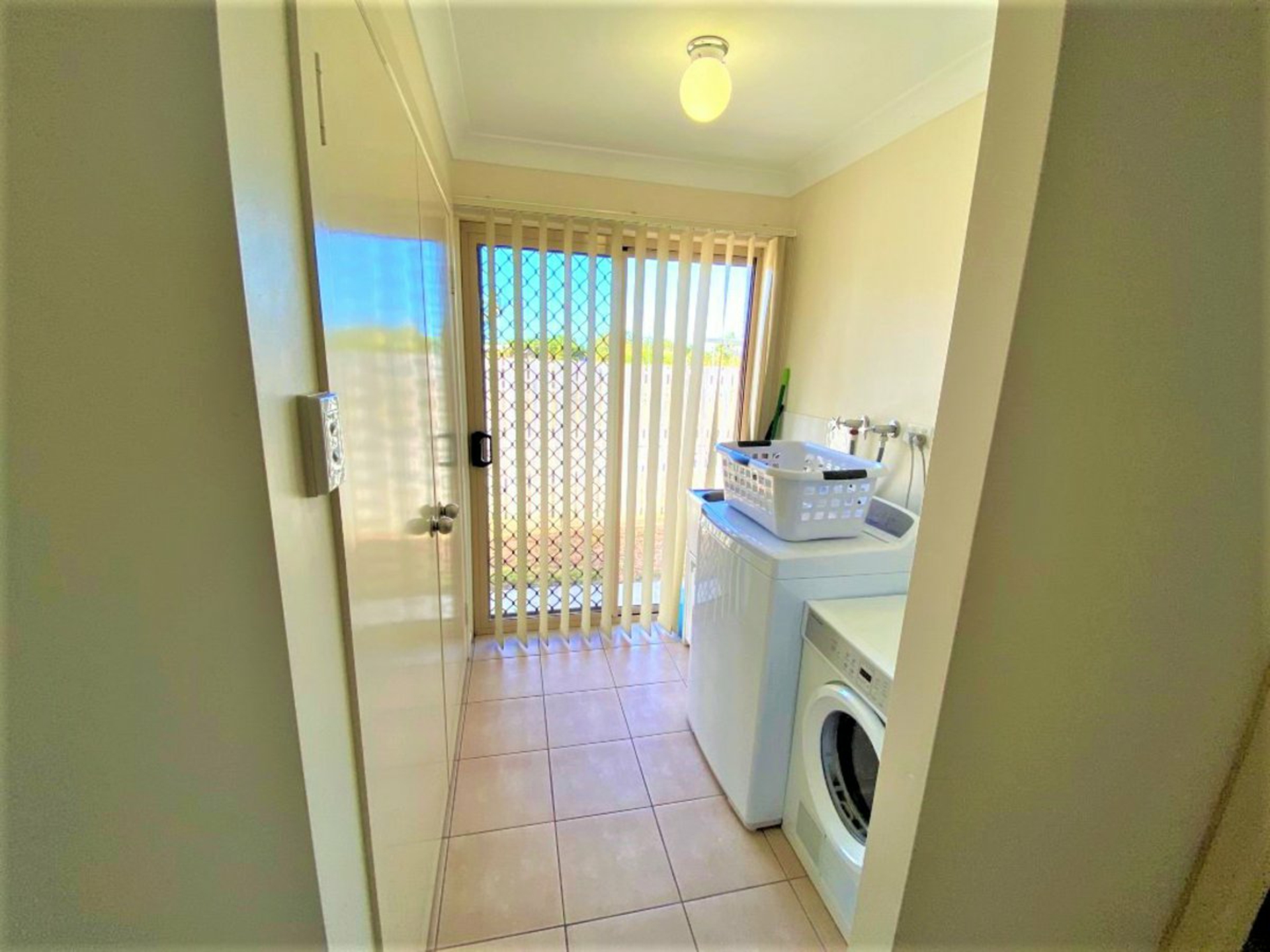 2B Summer Place — photo 15 of 19