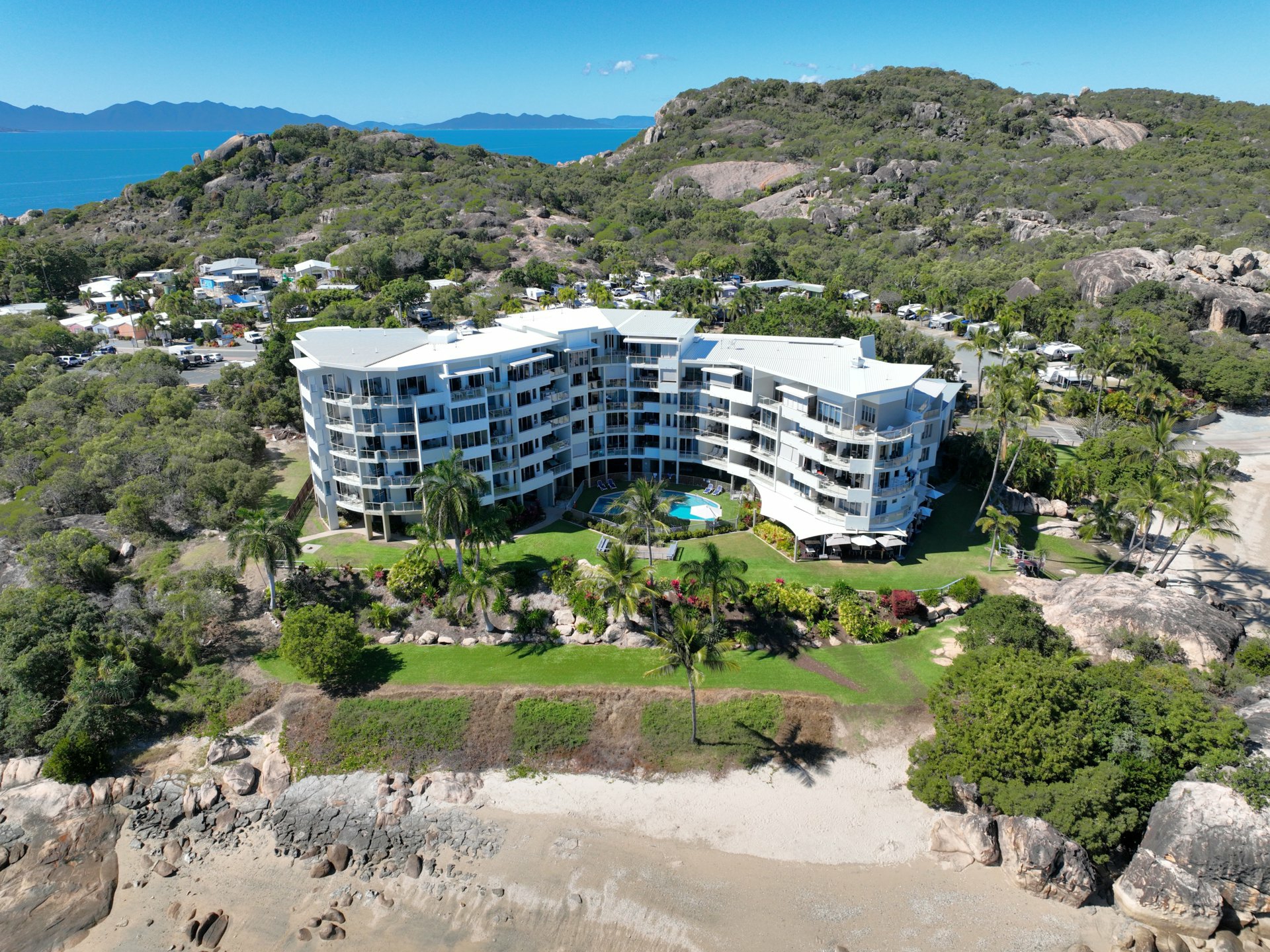 CORAL COVE APARTMENTS Apartment 21/2b Horseshoe Bay Road — photo 2 of 30