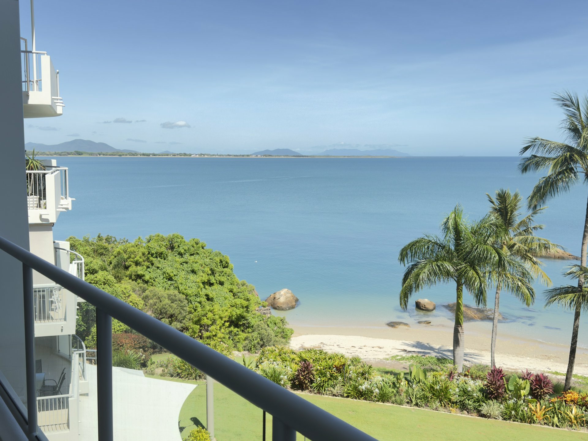 CORAL COVE APARTMENTS Apartment 21/2b Horseshoe Bay Road — photo 6 of 30