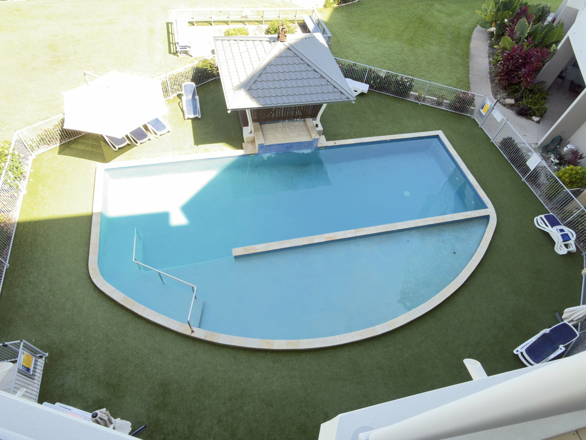 CORAL COVE APARTMENTS Apartment 21/2b Horseshoe Bay Road — photo 9 of 30