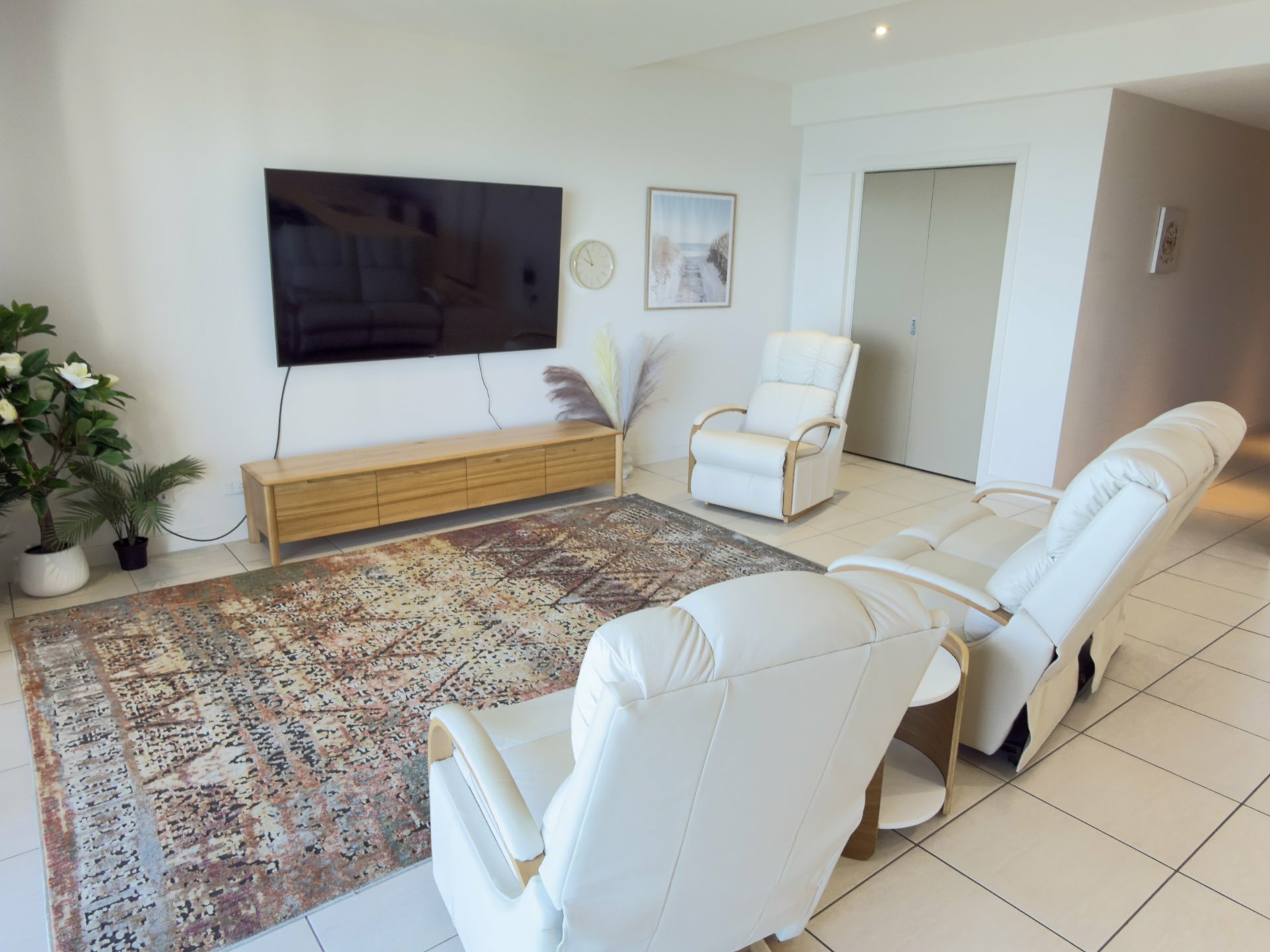 CORAL COVE APARTMENTS Apartment 21/2b Horseshoe Bay Road — photo 16 of 30