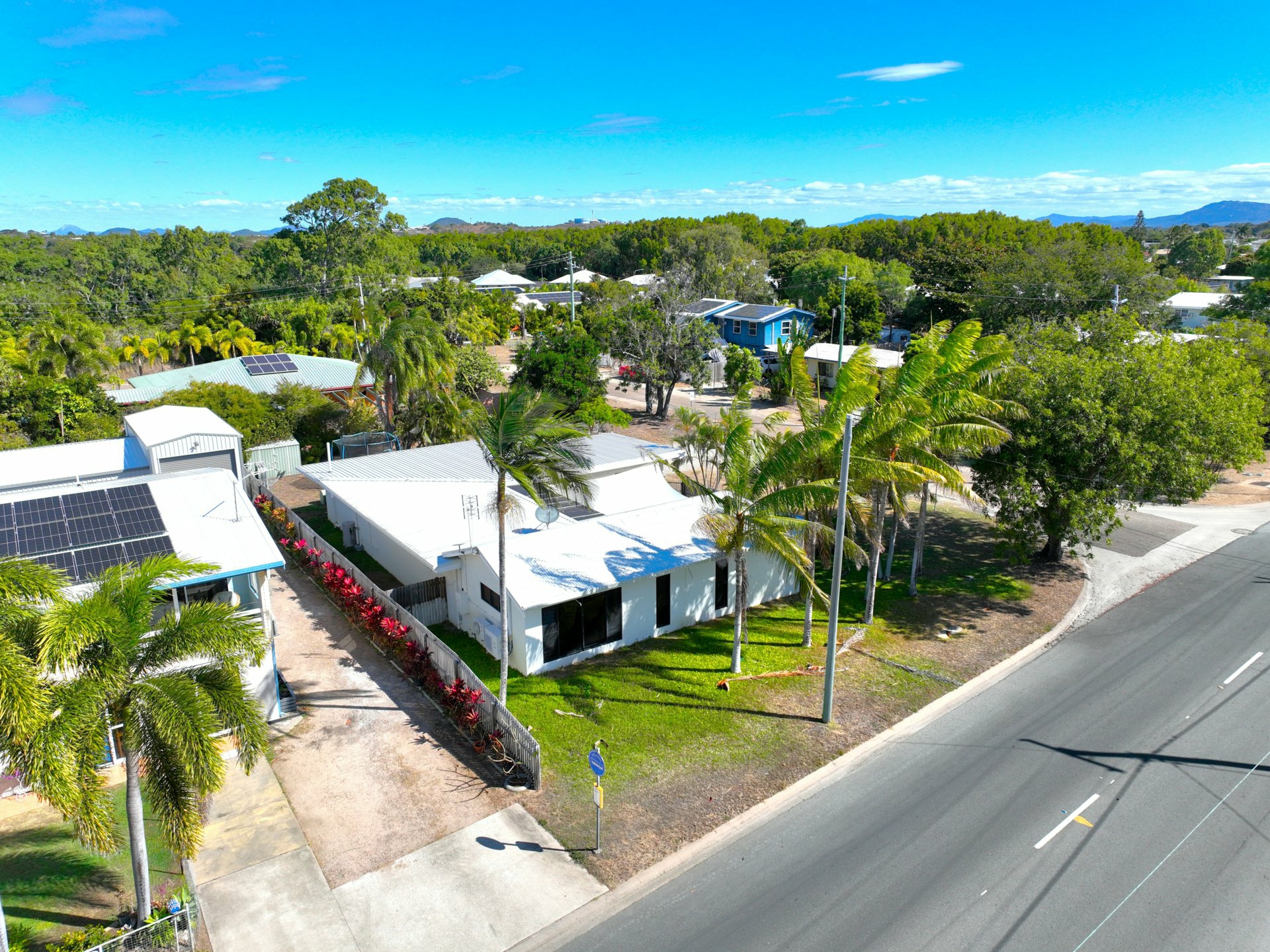 57 Horseshoe Bay Road — photo 4 of 25