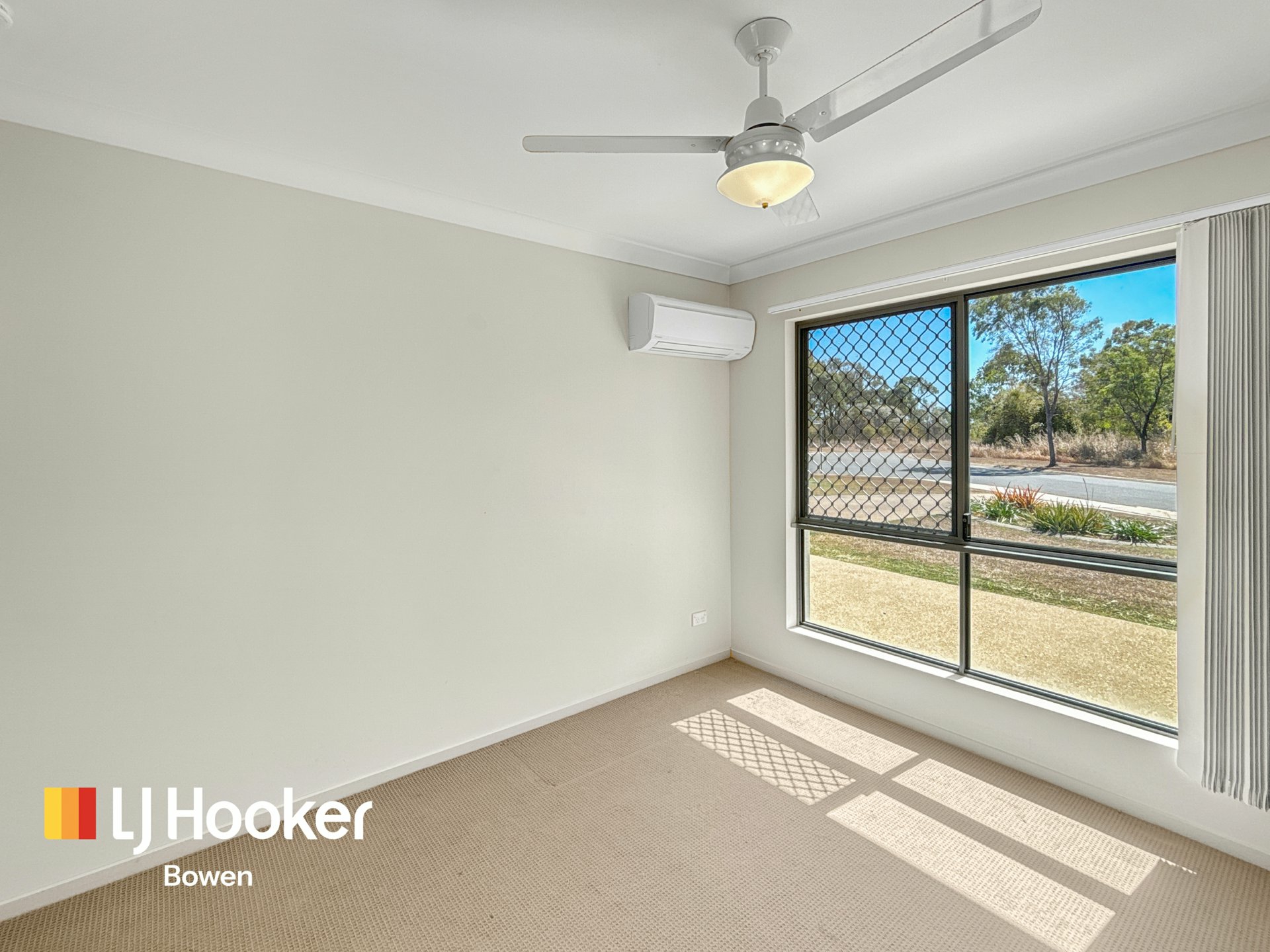 24 Sapphire Crescent — photo 18 of 26