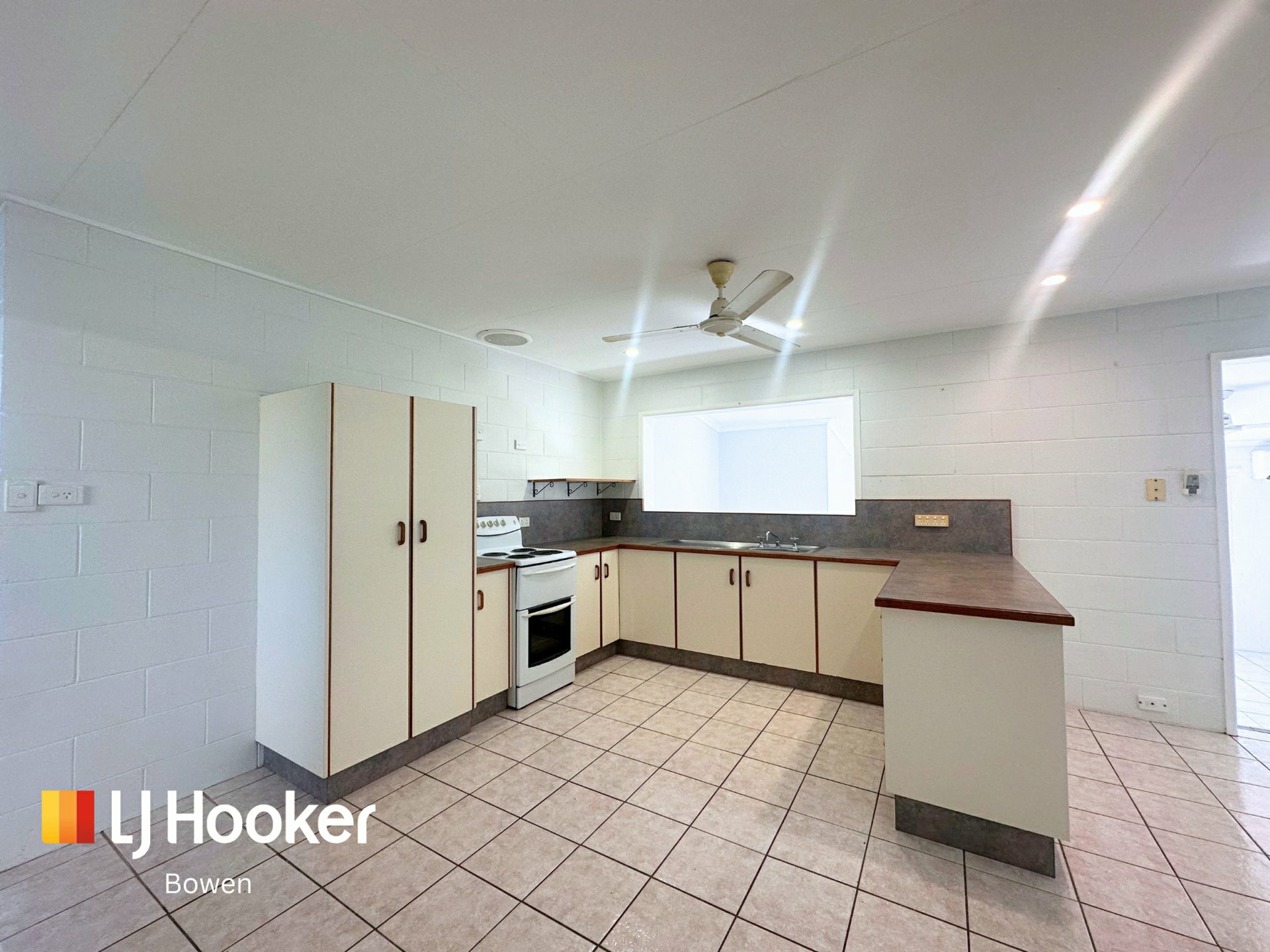 128a Mount Nutt Road — photo 8 of 25