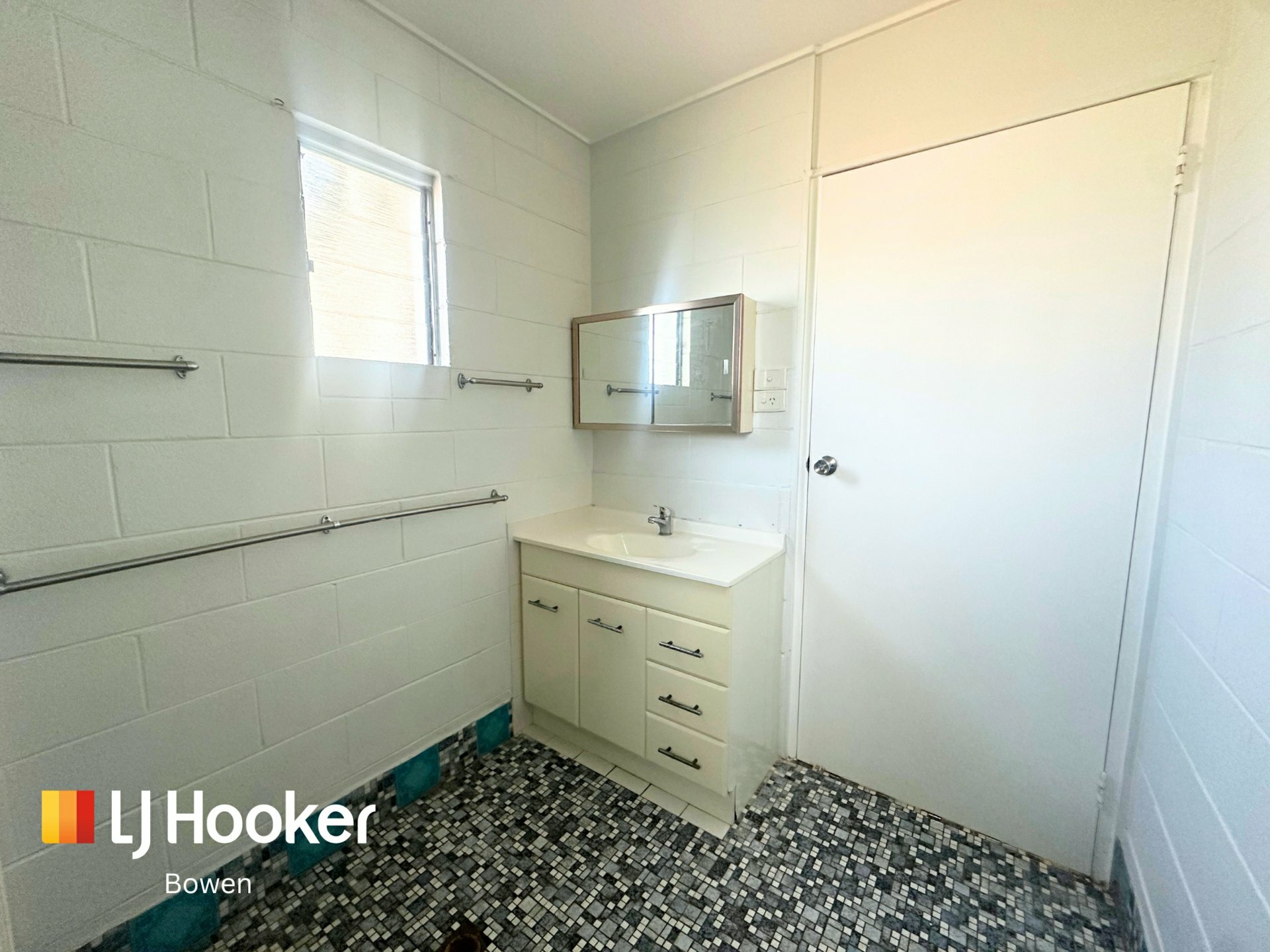 128a Mount Nutt Road — photo 17 of 25
