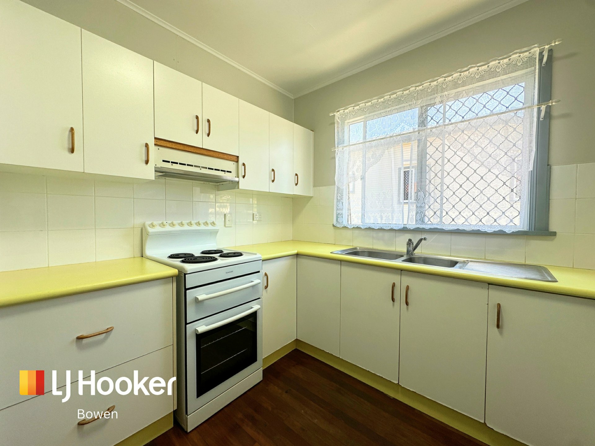 33 Livingstone Street — photo 11 of 30