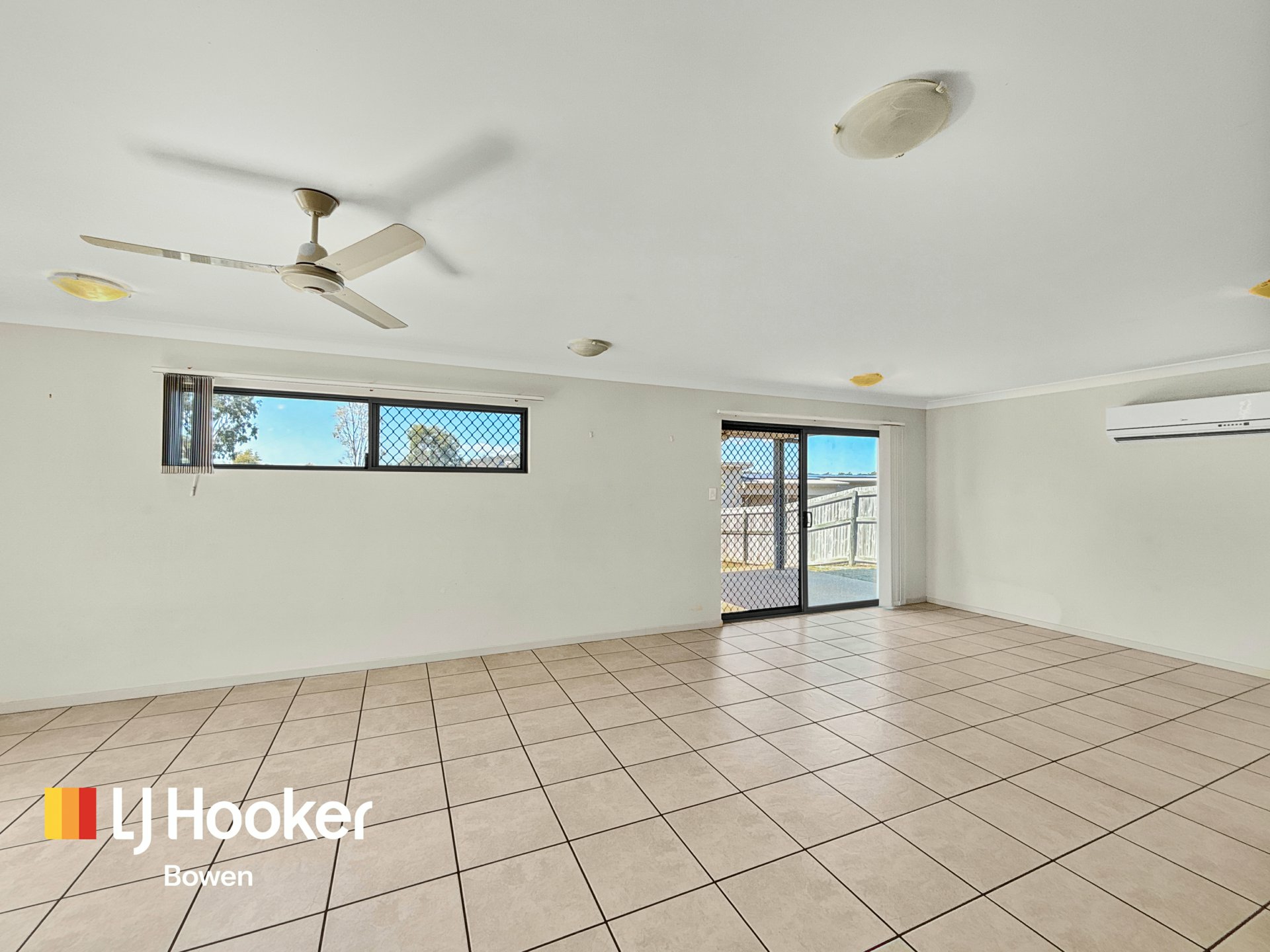 24 Sapphire Crescent — photo 5 of 22