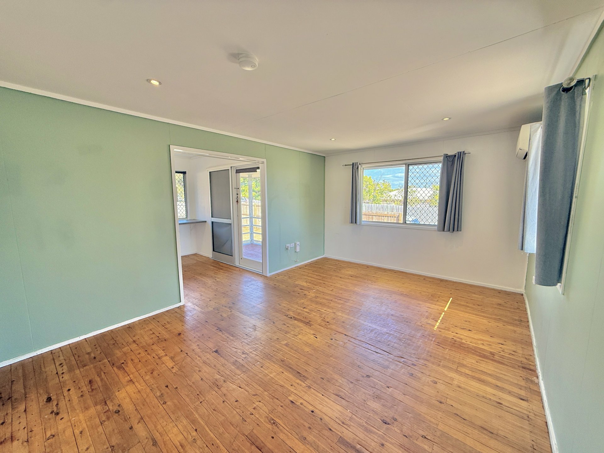 17 Rayner Street — photo 6 of 15