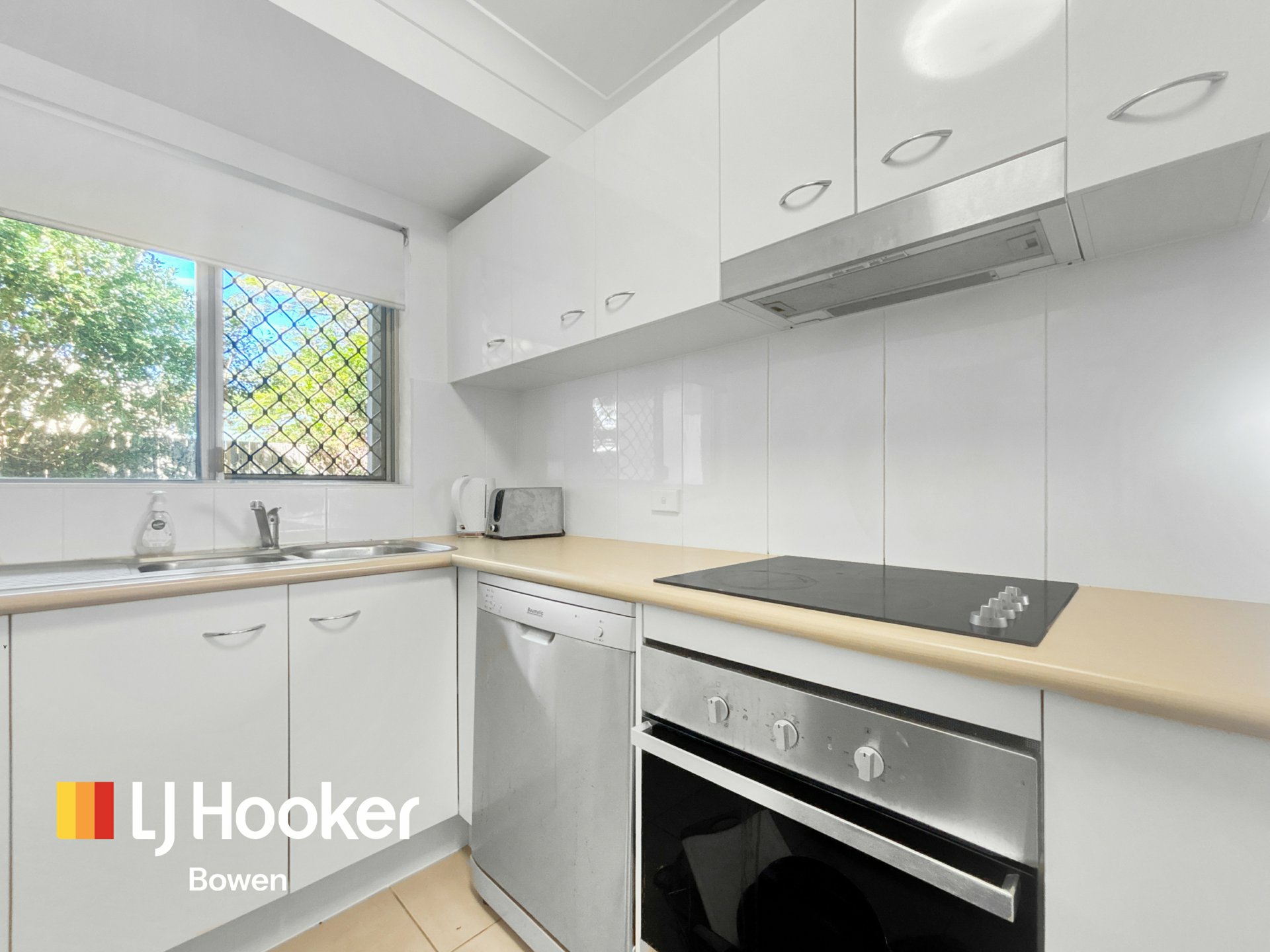 Unit 22/6 Brisbane Street — photo 9 of 27