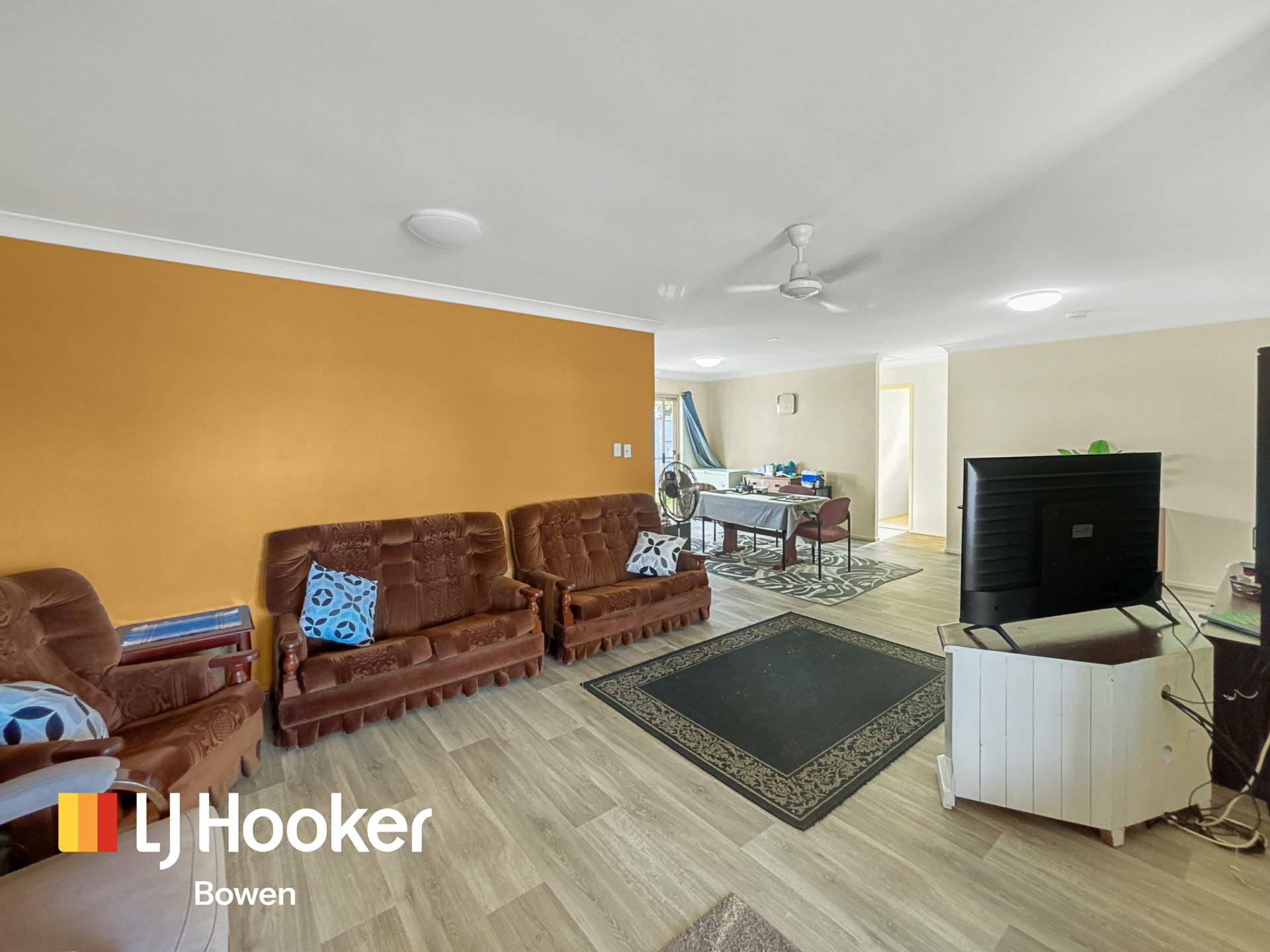 13 Oak Crescent — photo 8 of 19