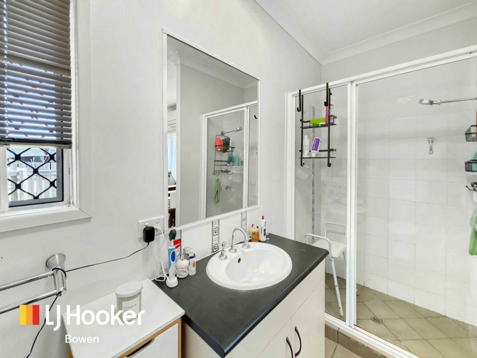 8 Lucinda Place — photo 10 of 19