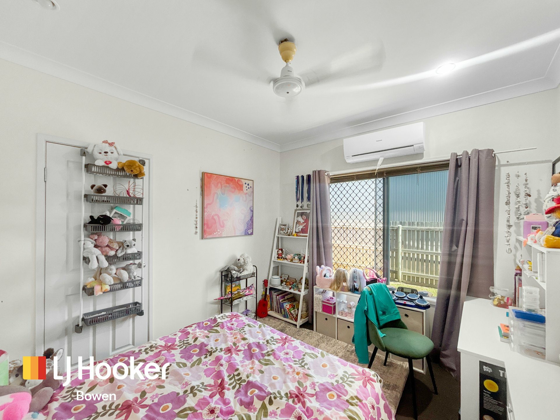 8 Lucinda Place — photo 11 of 19