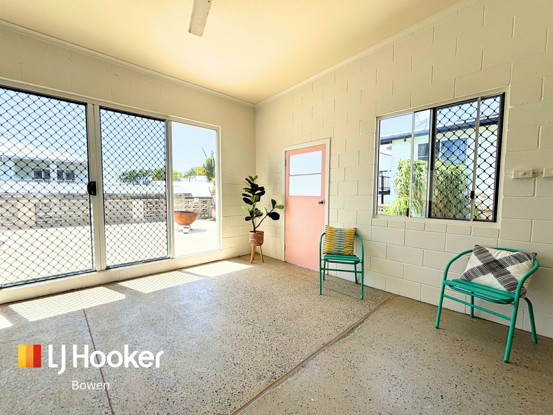 15 Avicennia Street — photo 14 of 28
