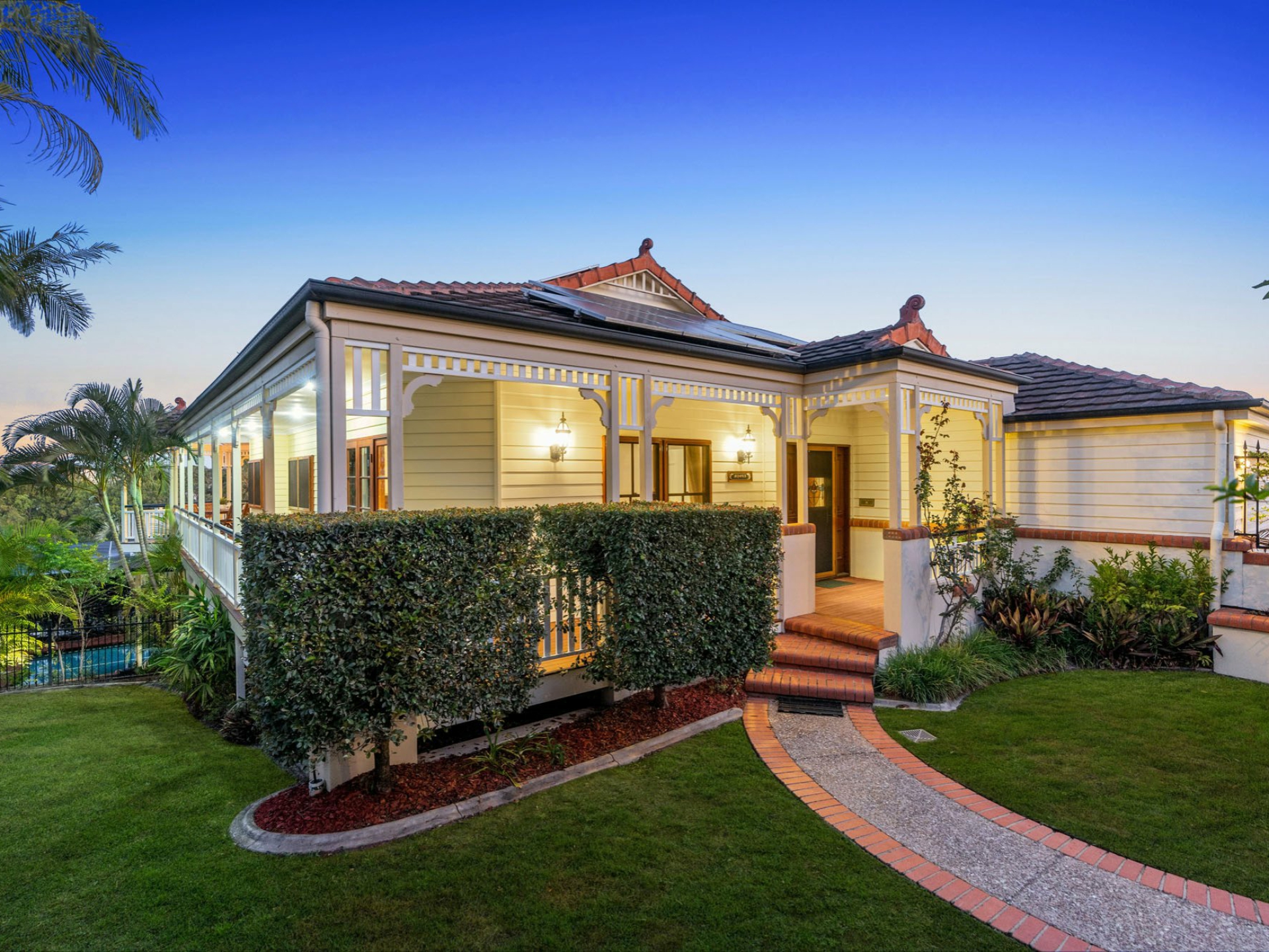 15 Rembrandt Street, CARINA