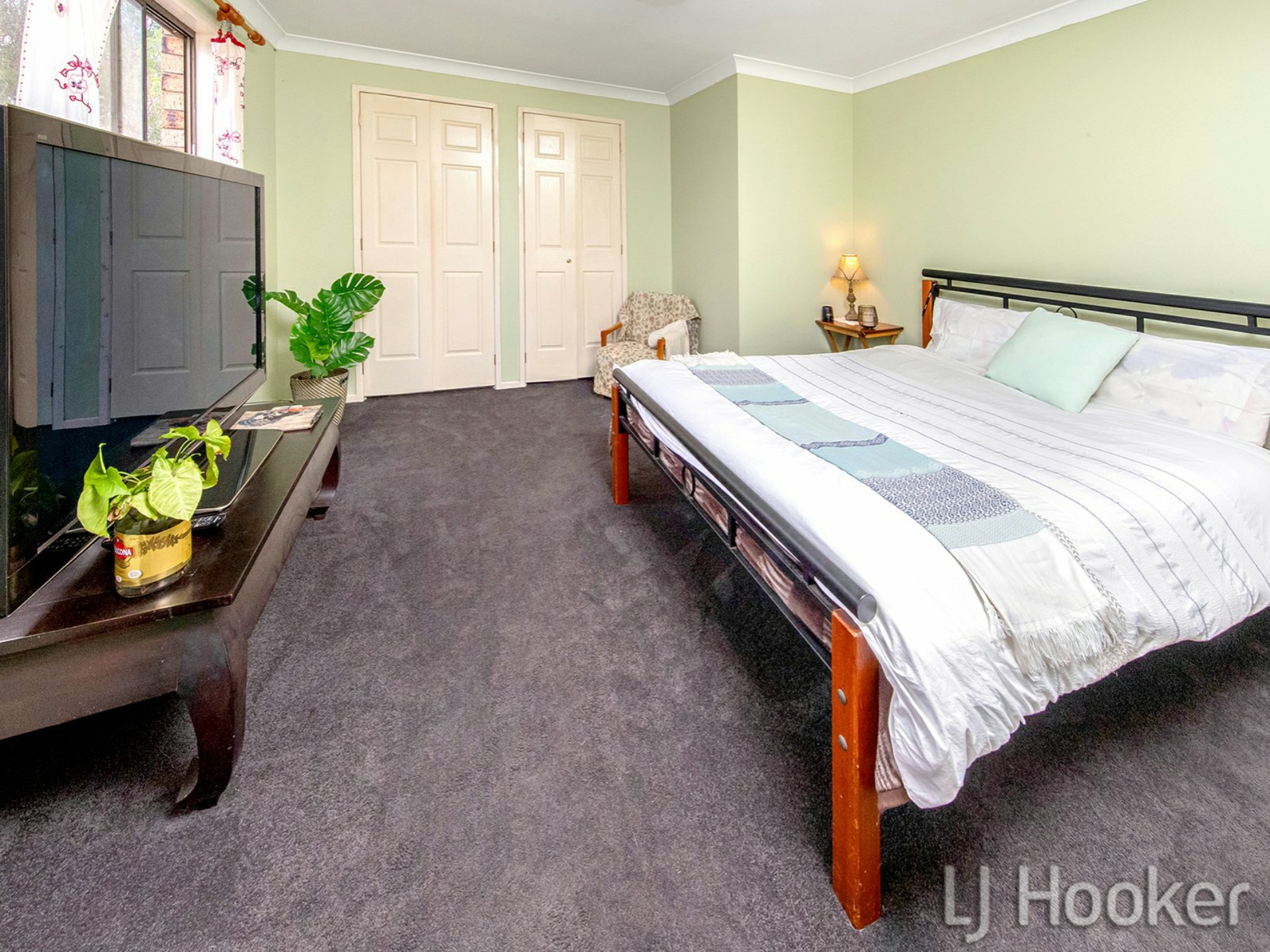 11 Rembrandt Street, CARINA