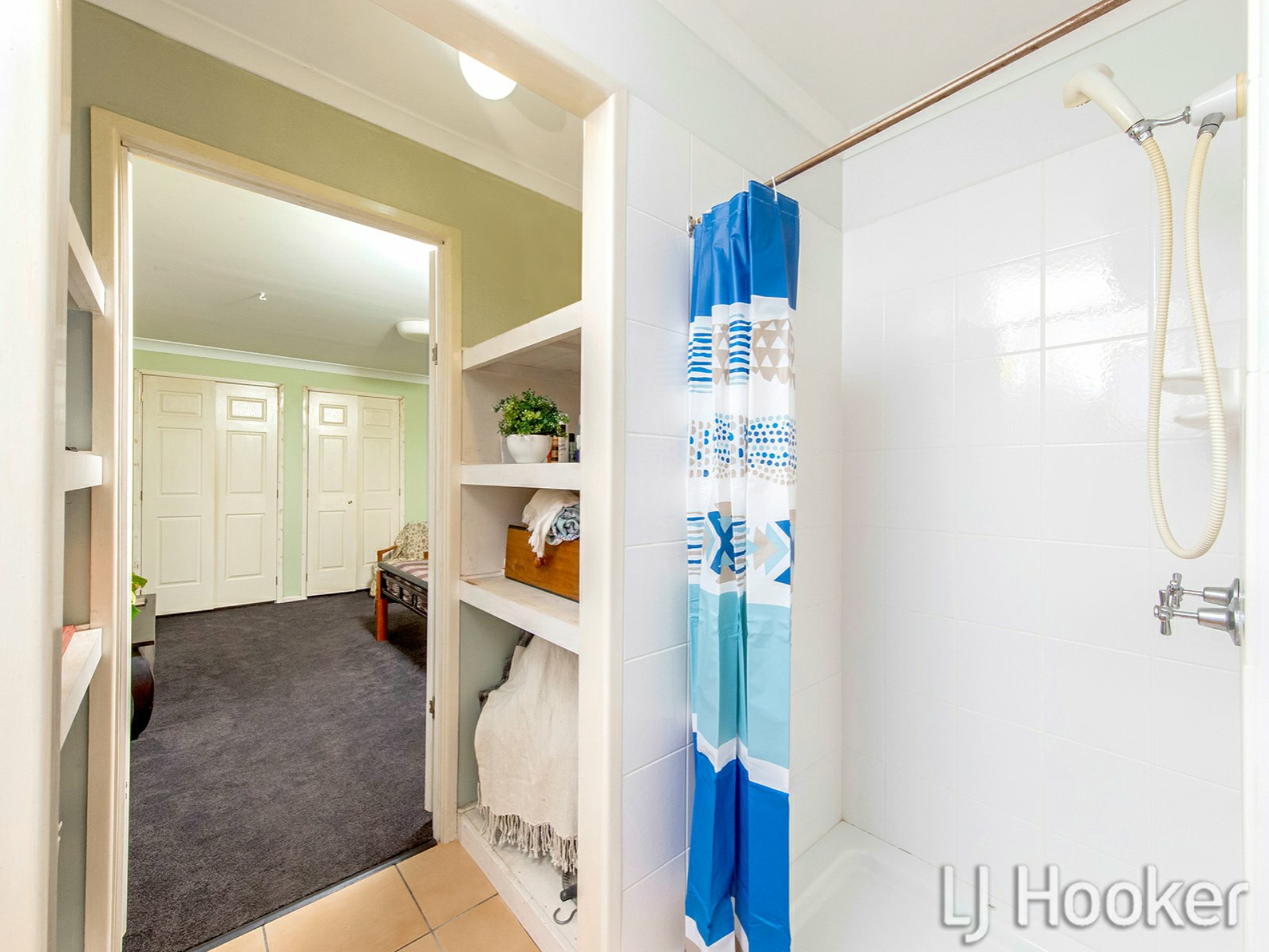 11 Rembrandt Street, CARINA