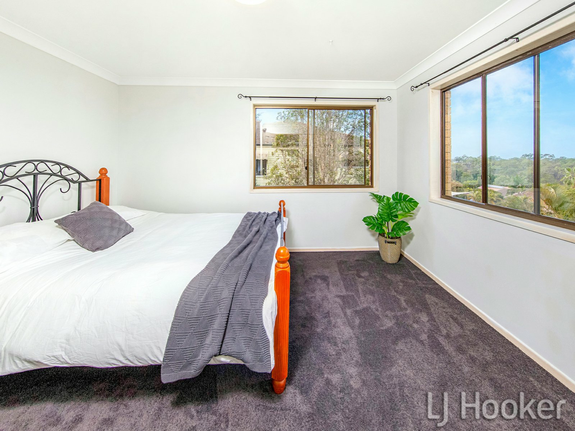11 Rembrandt Street, CARINA