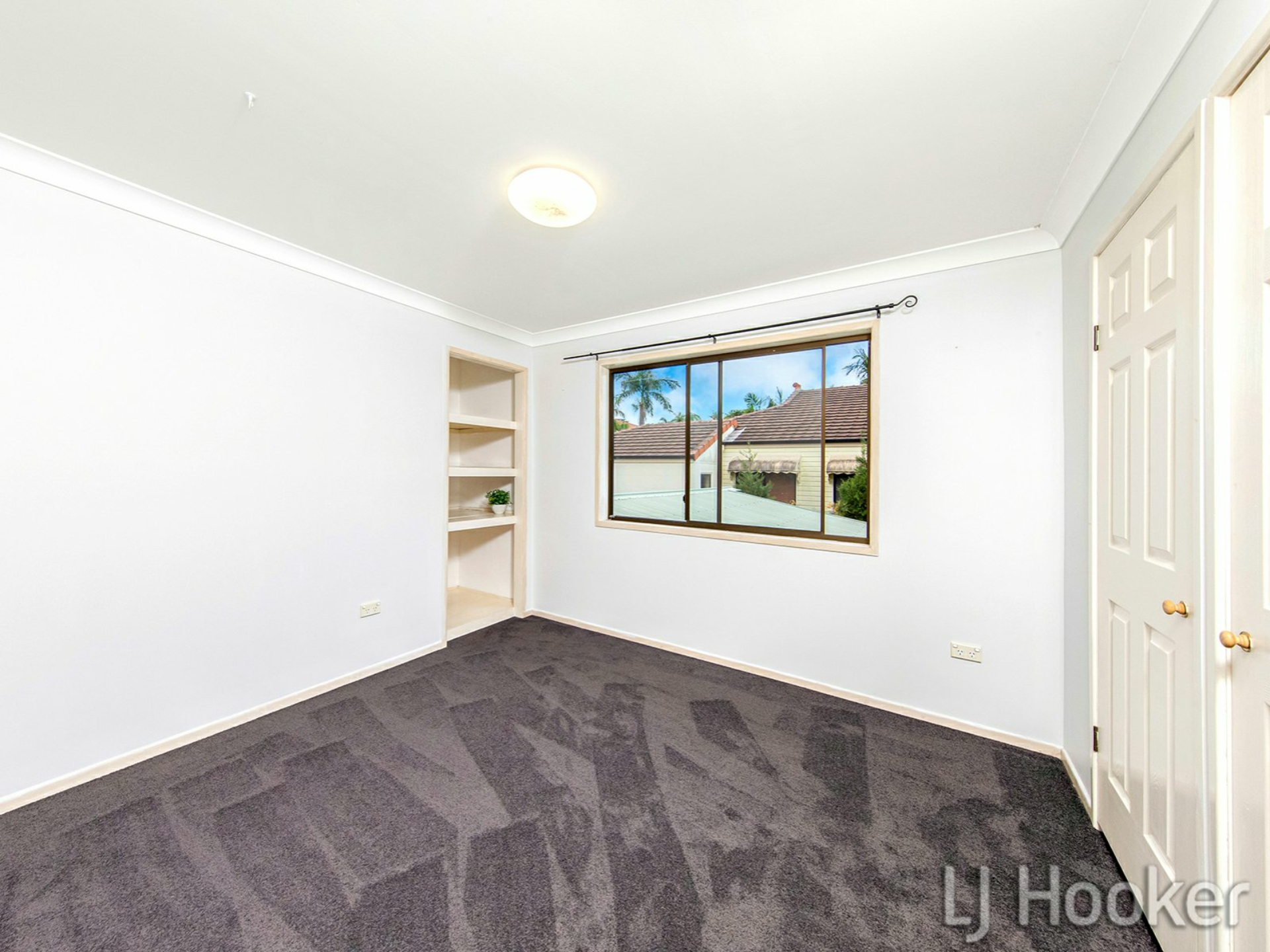 11 Rembrandt Street, CARINA