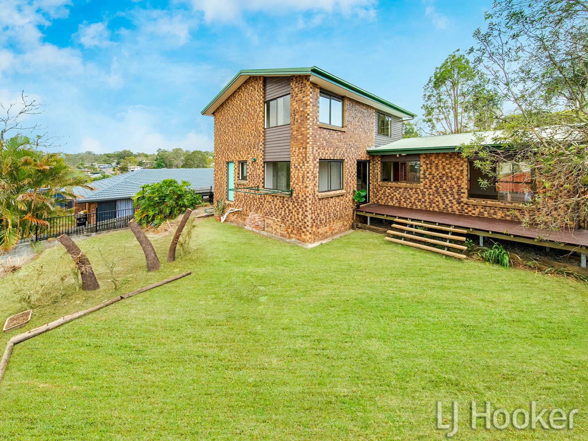 11 Rembrandt Street, CARINA