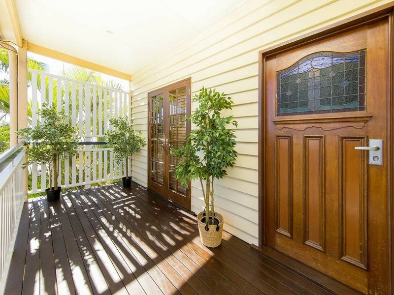 28 Redfern Street, WOOLLOONGABBA