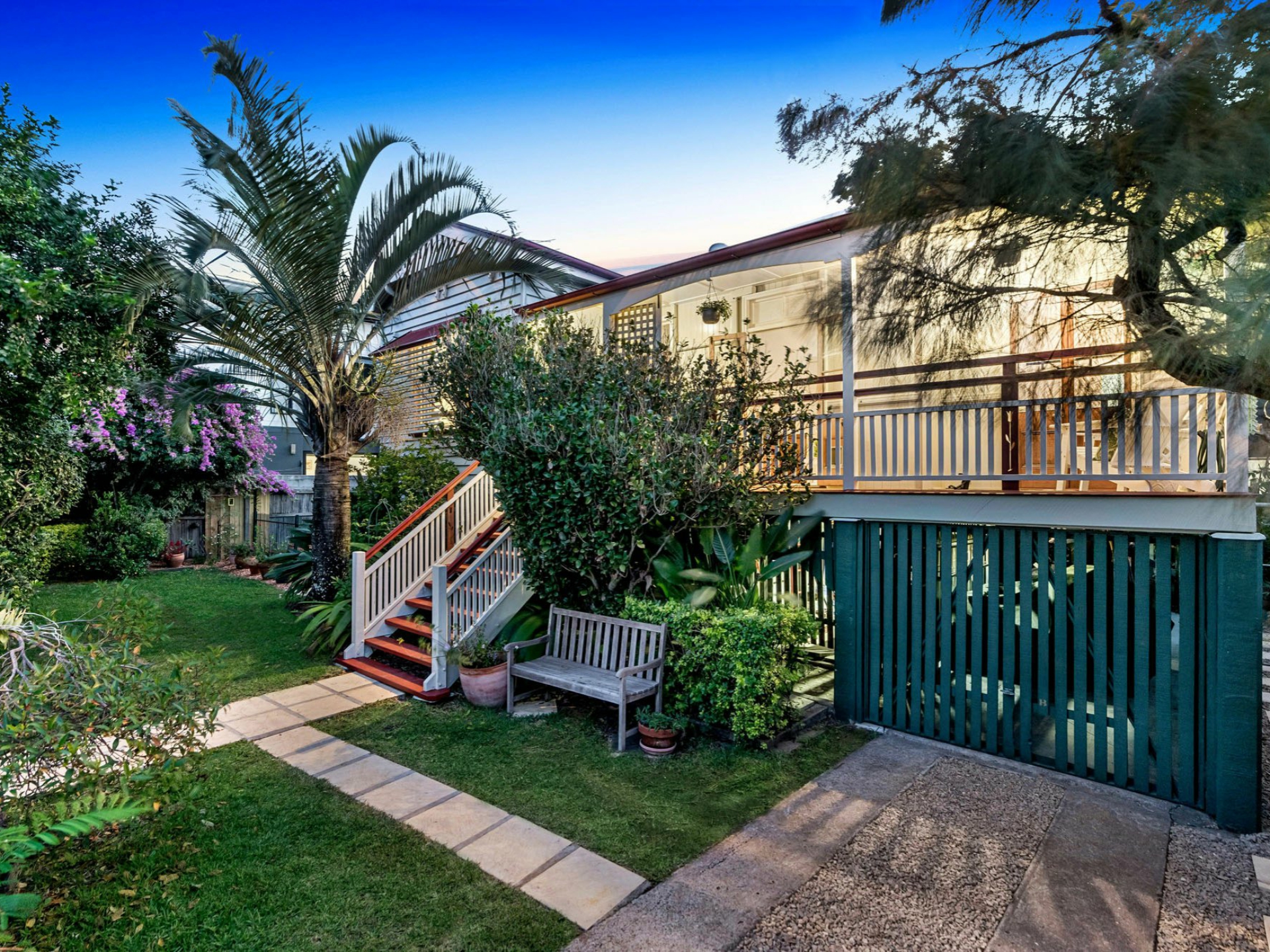366 Hawthorne Road, HAWTHORNE