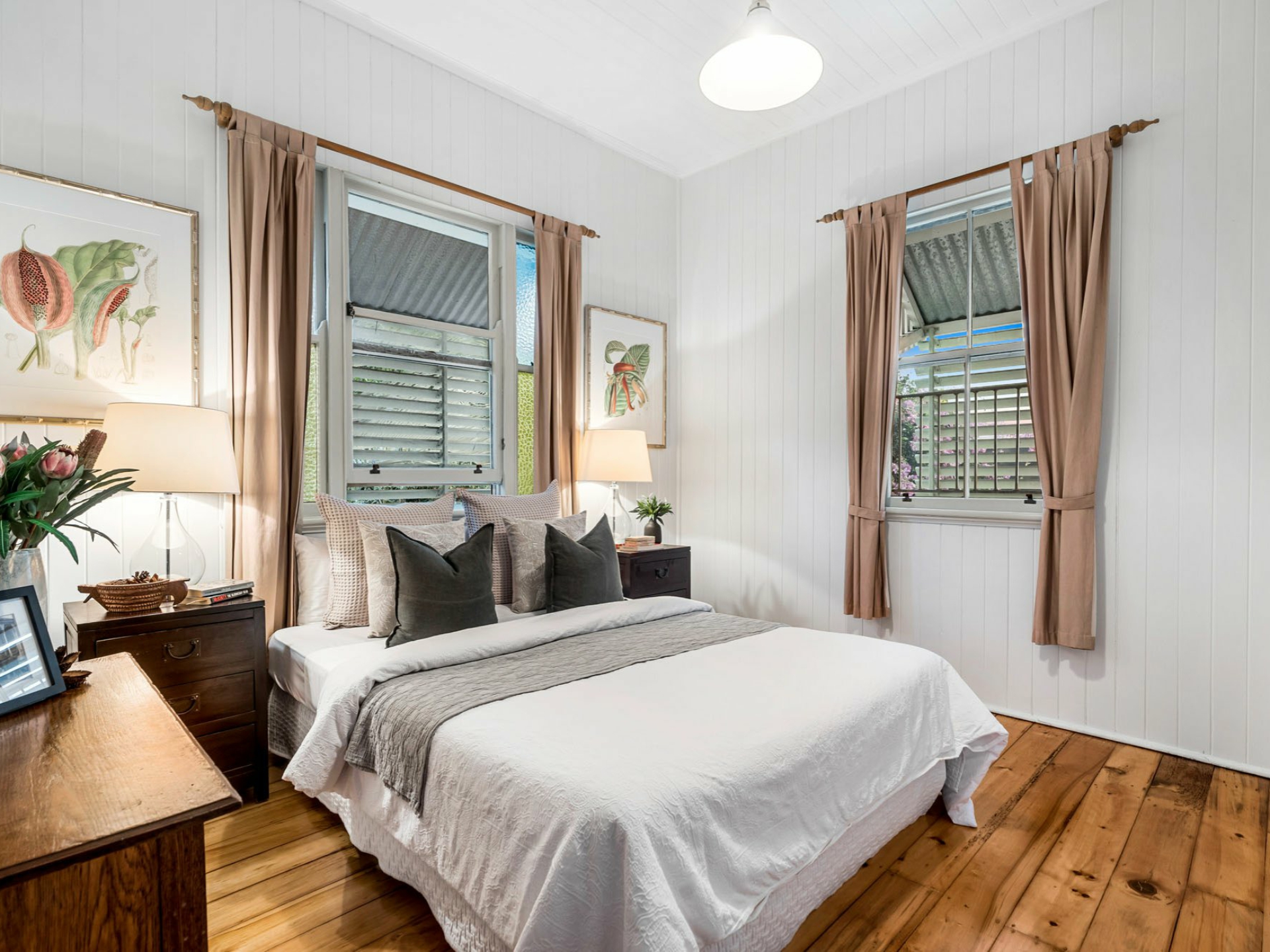 366 Hawthorne Road, HAWTHORNE