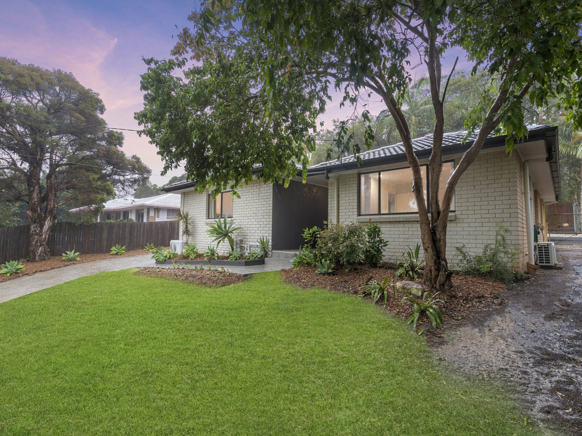 30 Currawong Drive, Birkdale