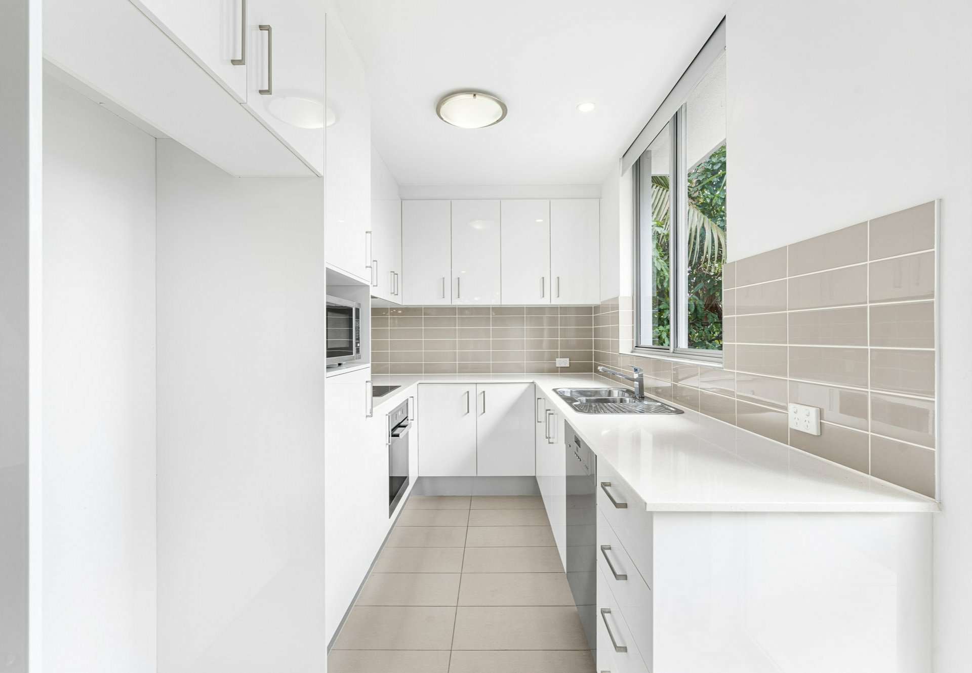 1/151 Baringa Street, MORNINGSIDE