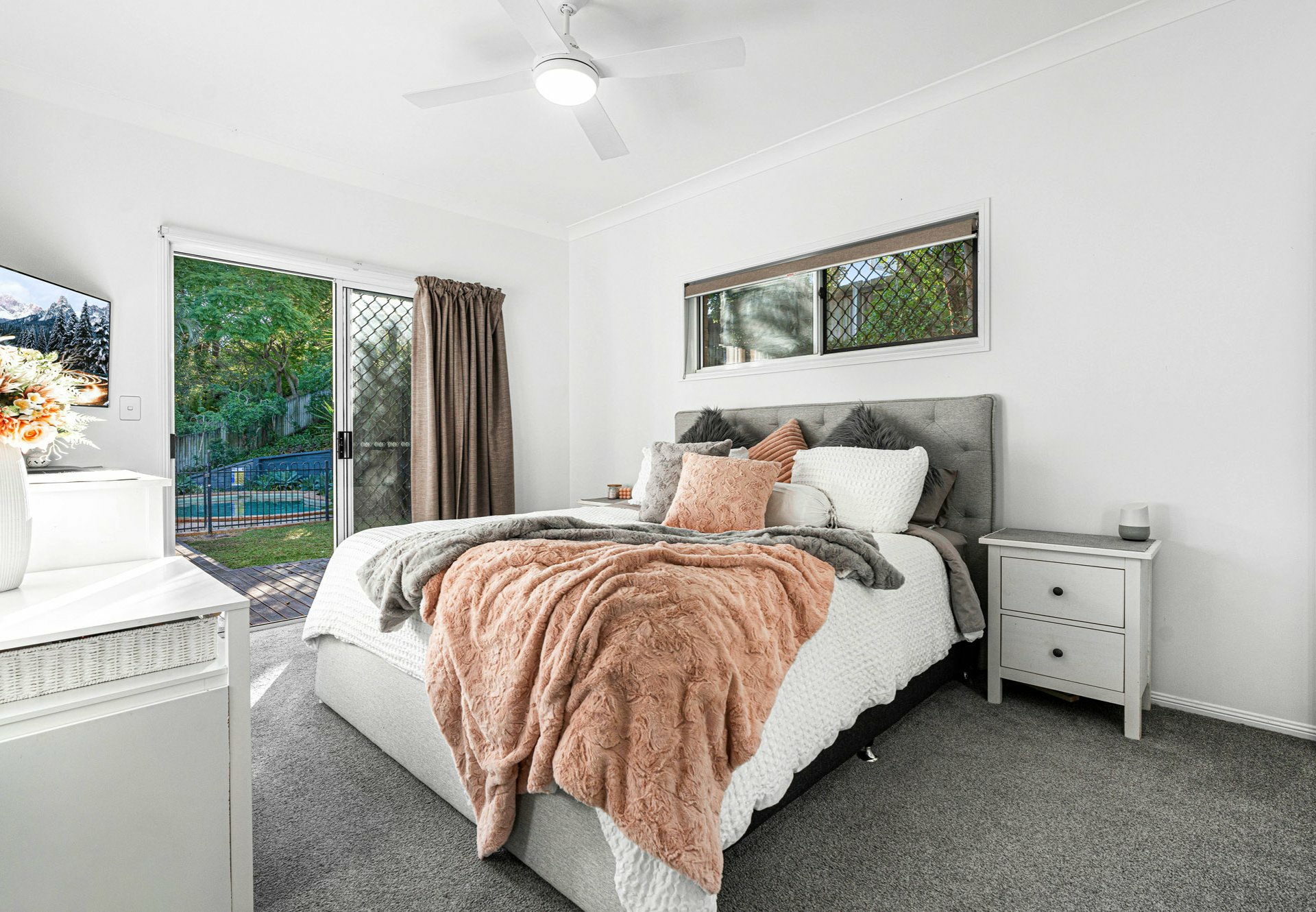 11 Leilani Court, CARINA