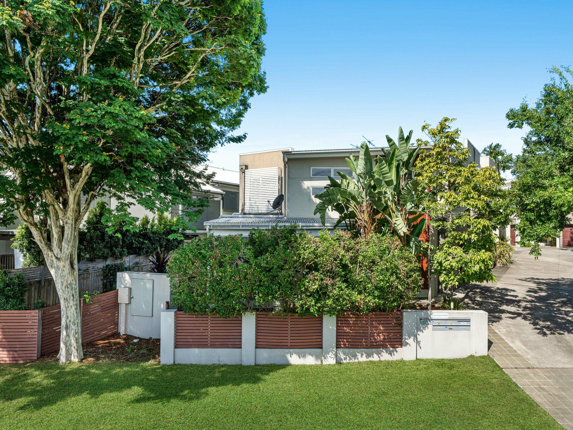 Unit 1/16 Ormuz Street, CARINA HEIGHTS