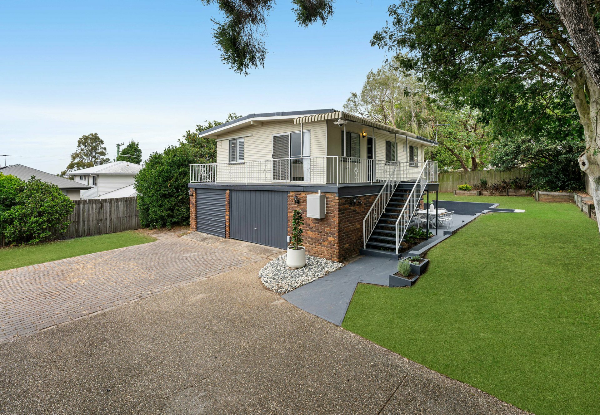 77 Woodanga Street — photo 4 of 17
