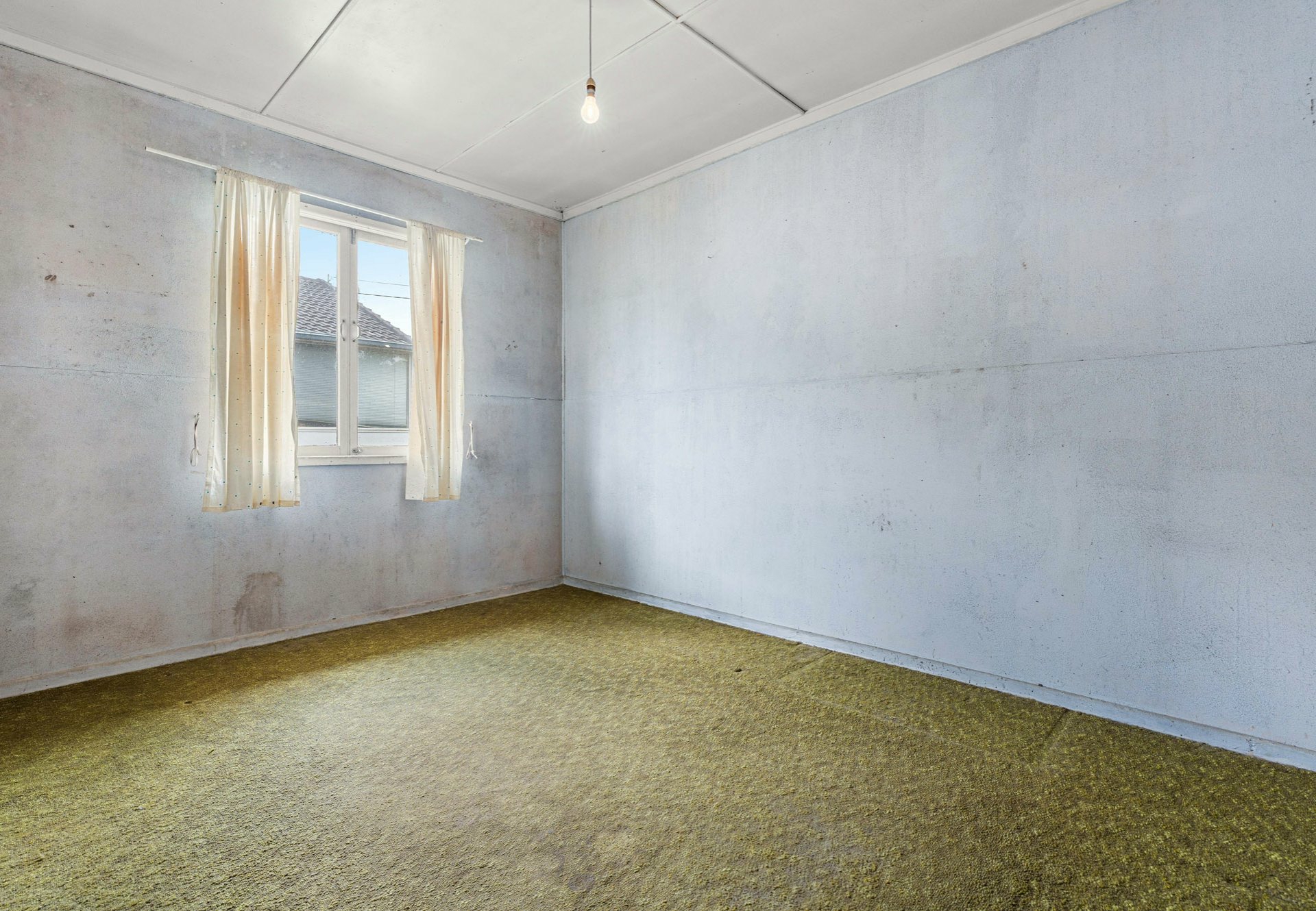 71 Whitworth Road — photo 9 of 14