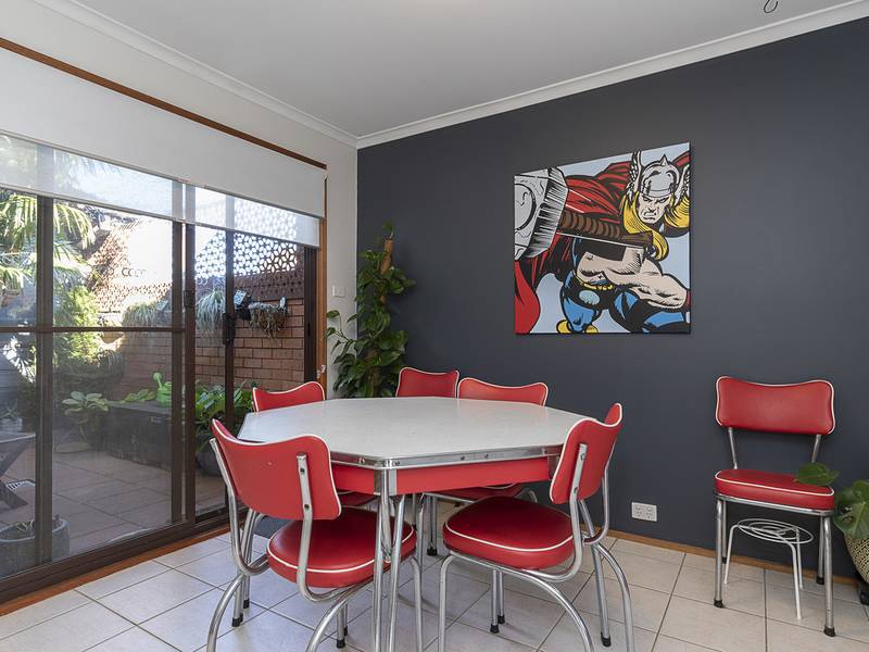 11/21 Alsop Close, PHILLIP
